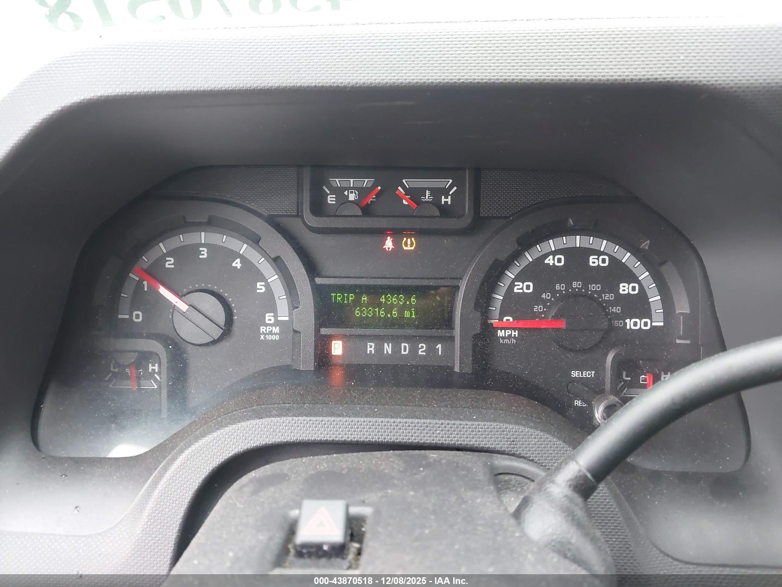 FORD E-350 image 7