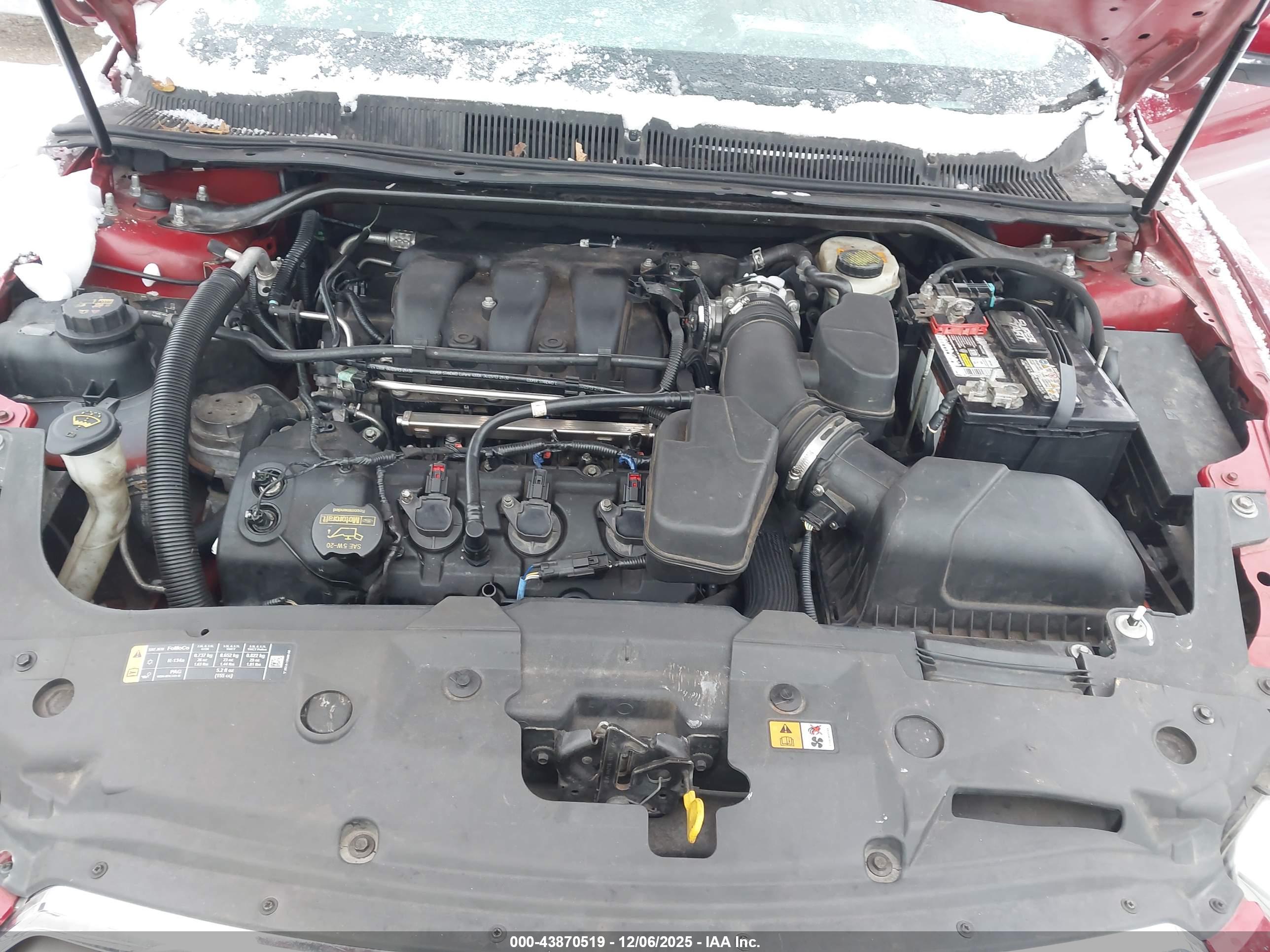 FORD TAURUS image 10