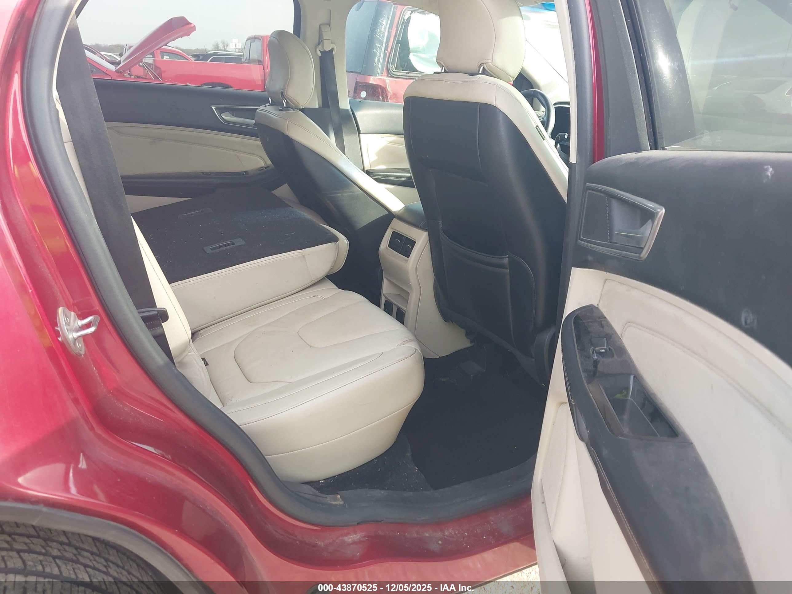 FORD EDGE image 8