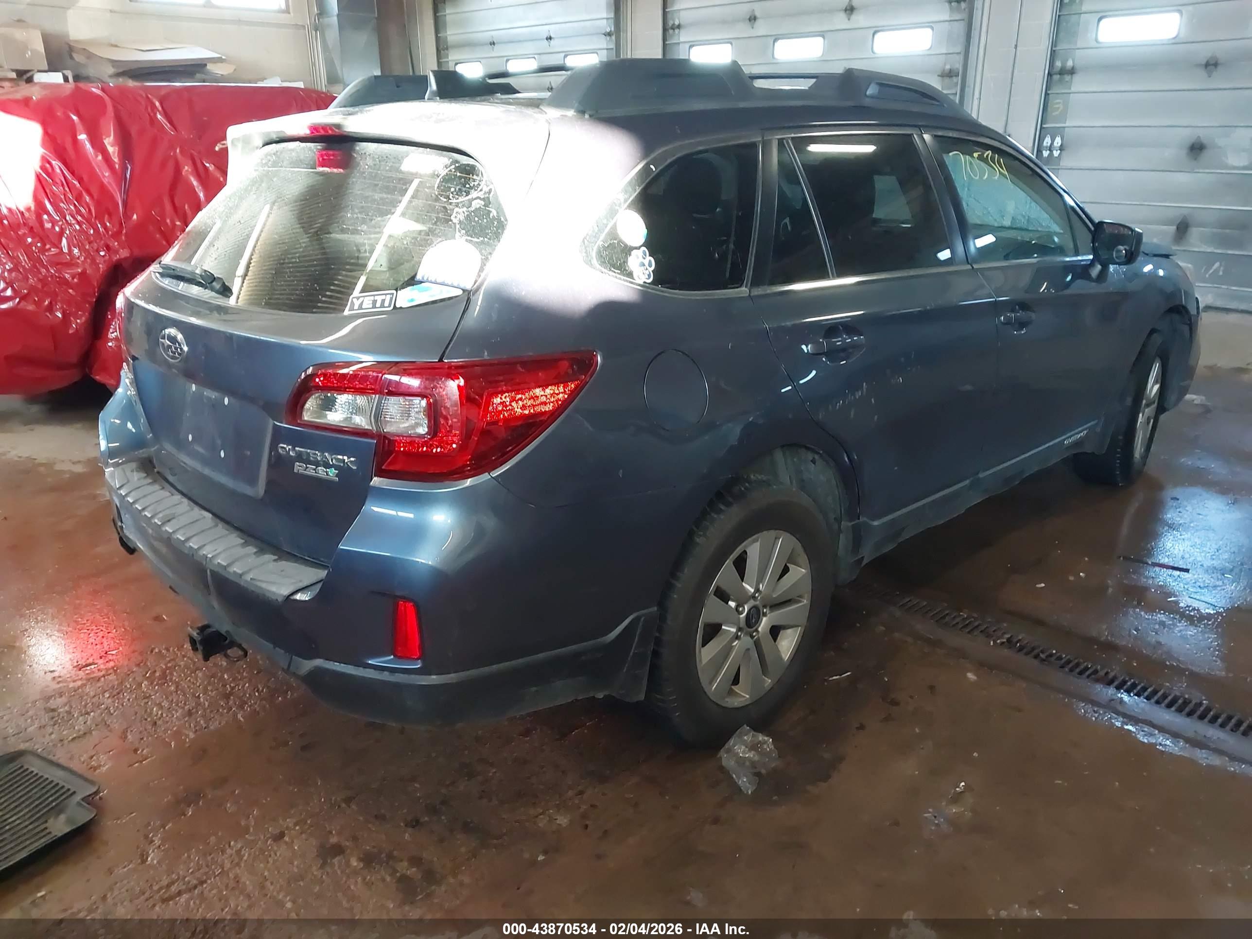 SUBARU OUTBACK image 4