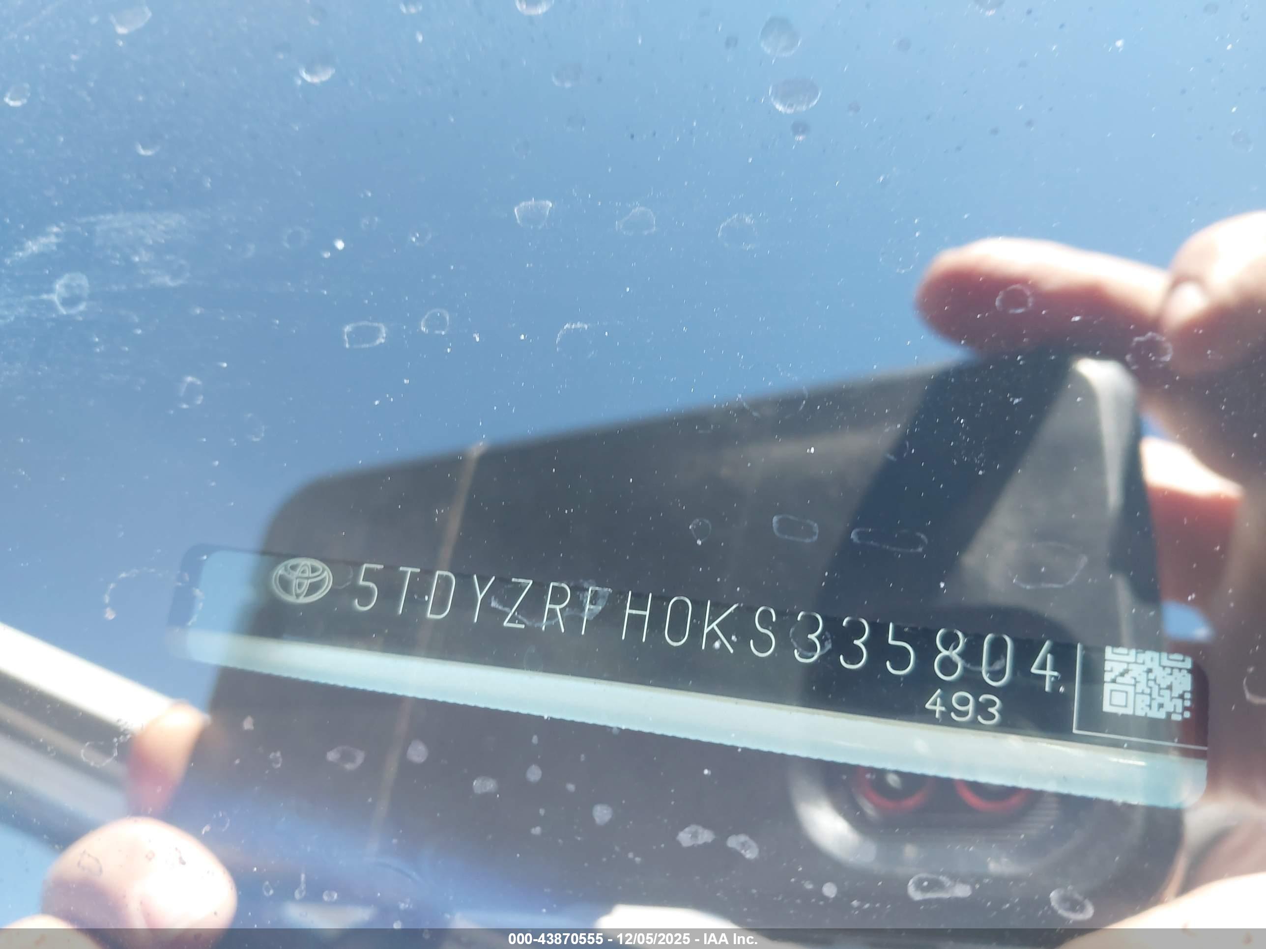 TOYOTA HIGHLANDER image 9