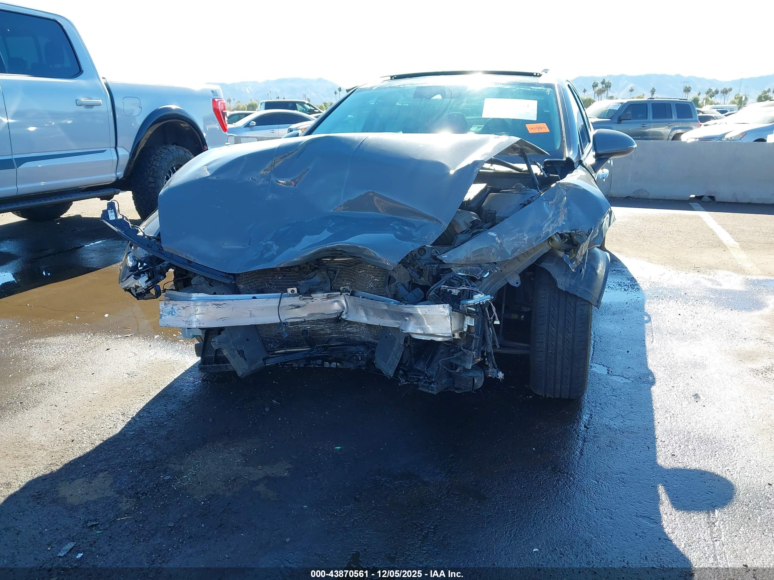 HYUNDAI SONATA image 6