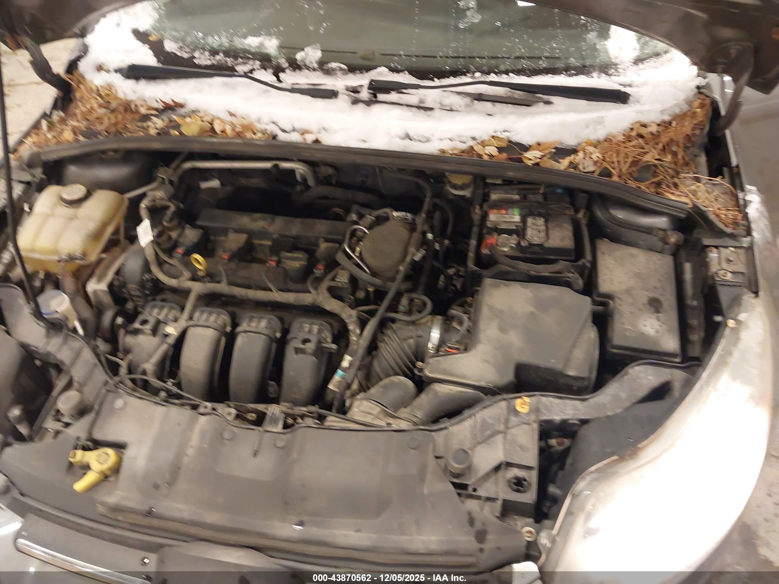 FORD FOCUS image 10