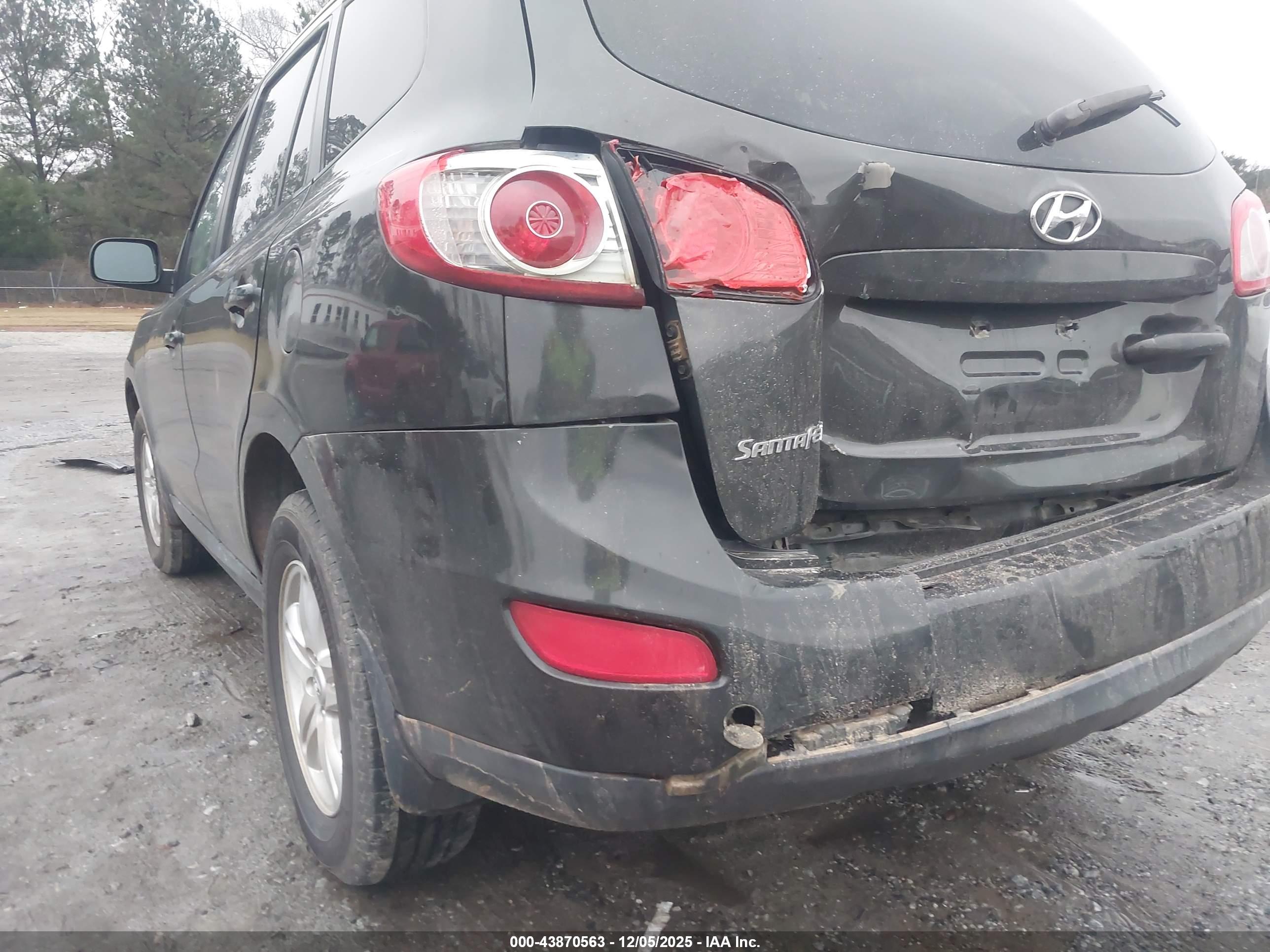 HYUNDAI SANTA image 6