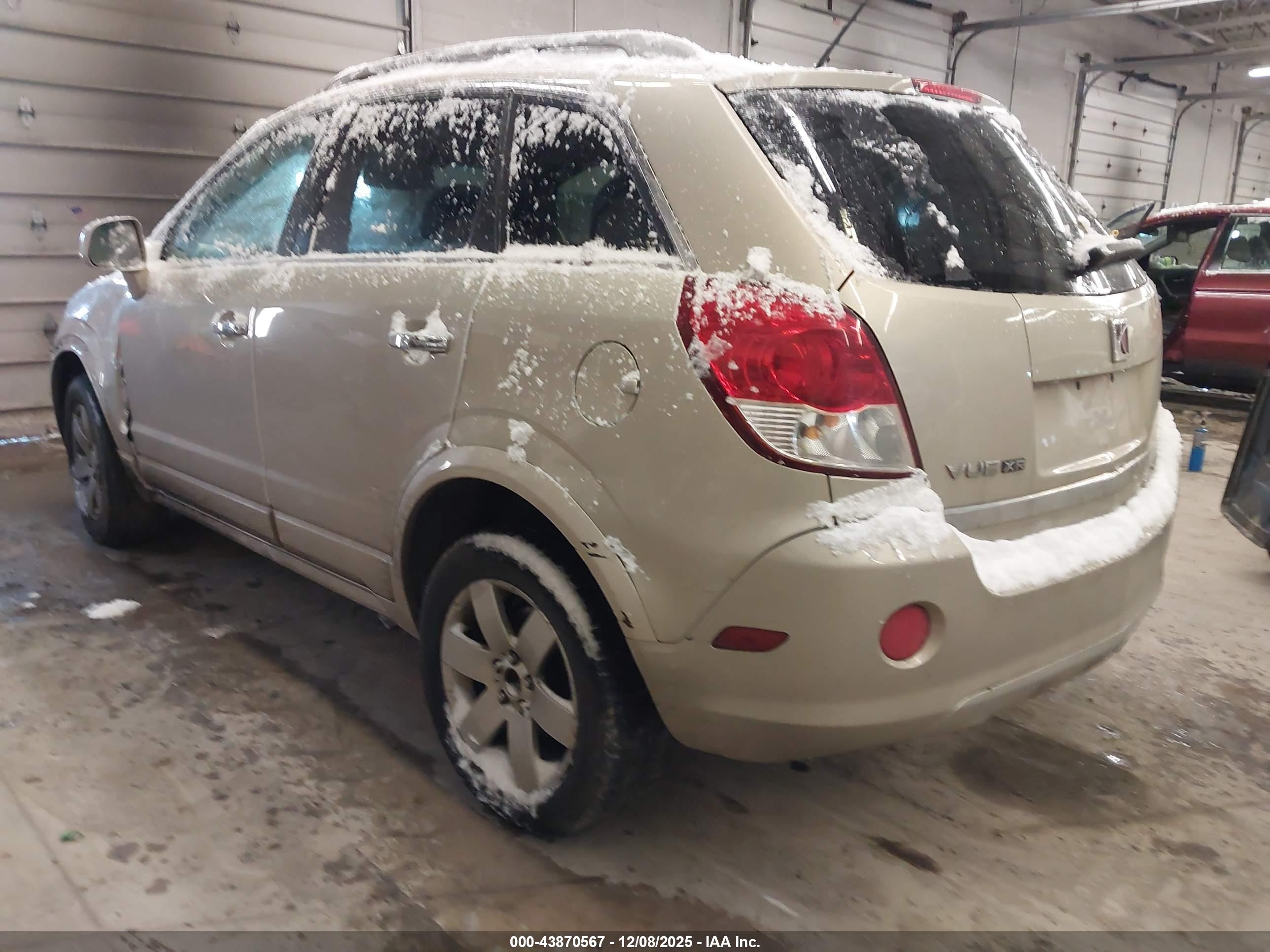 SATURN VUE image 3