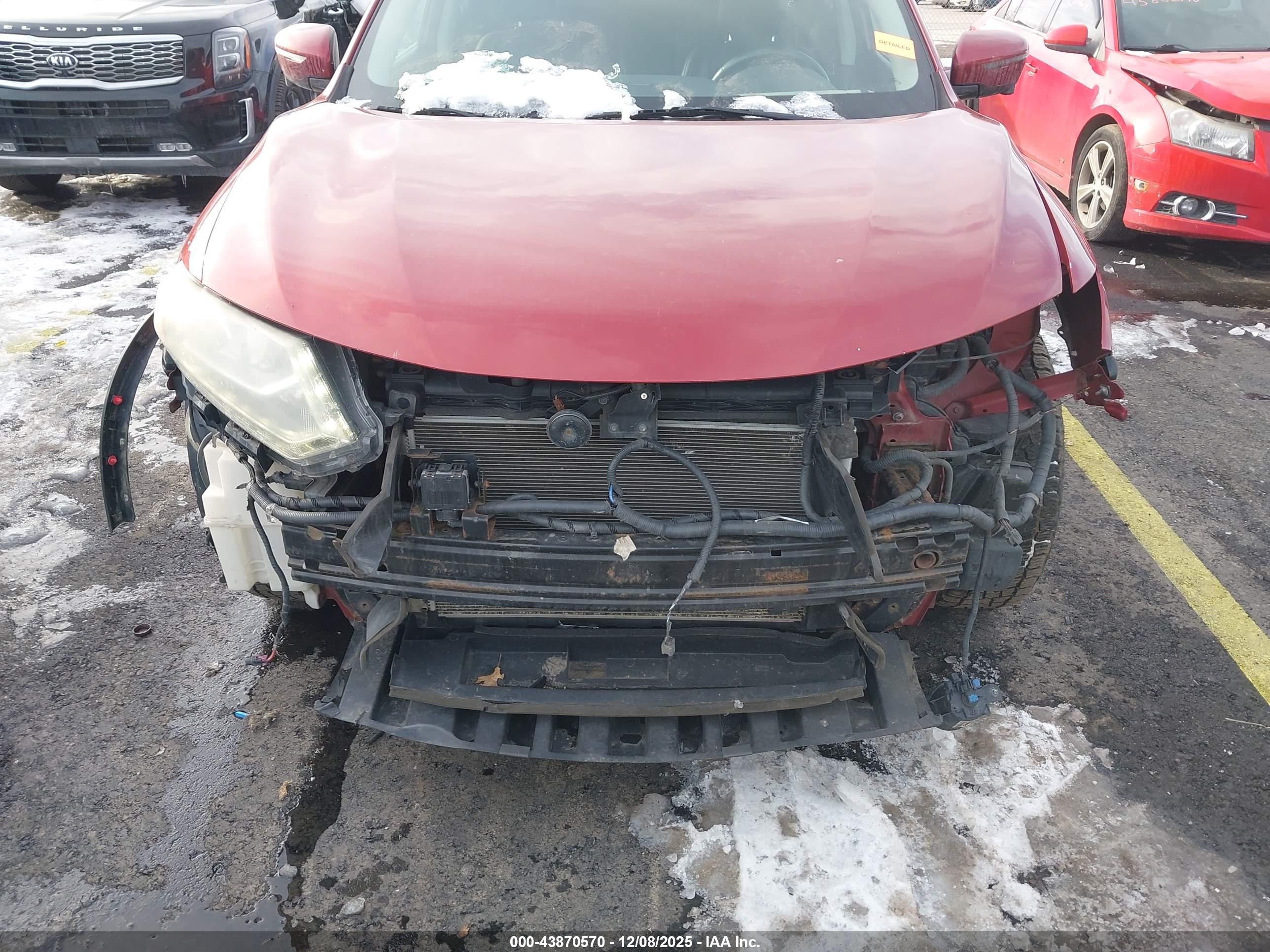 NISSAN ROGUE image 6