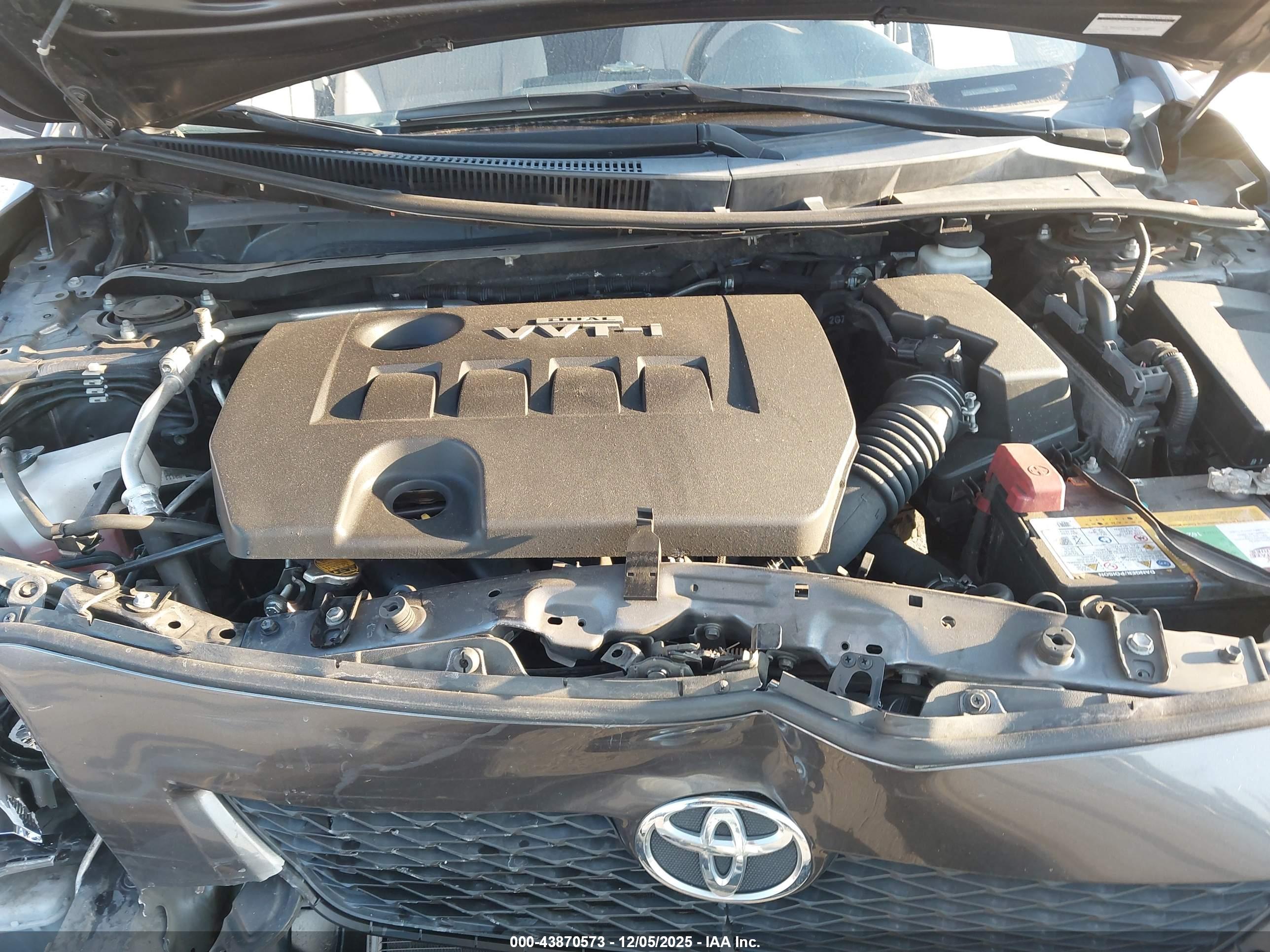 TOYOTA COROLLA image 10