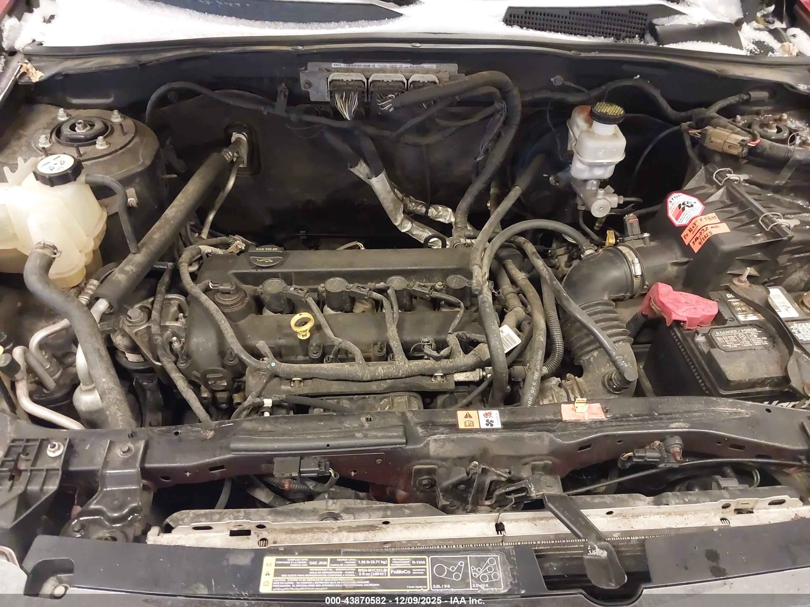 FORD ESCAPE image 10