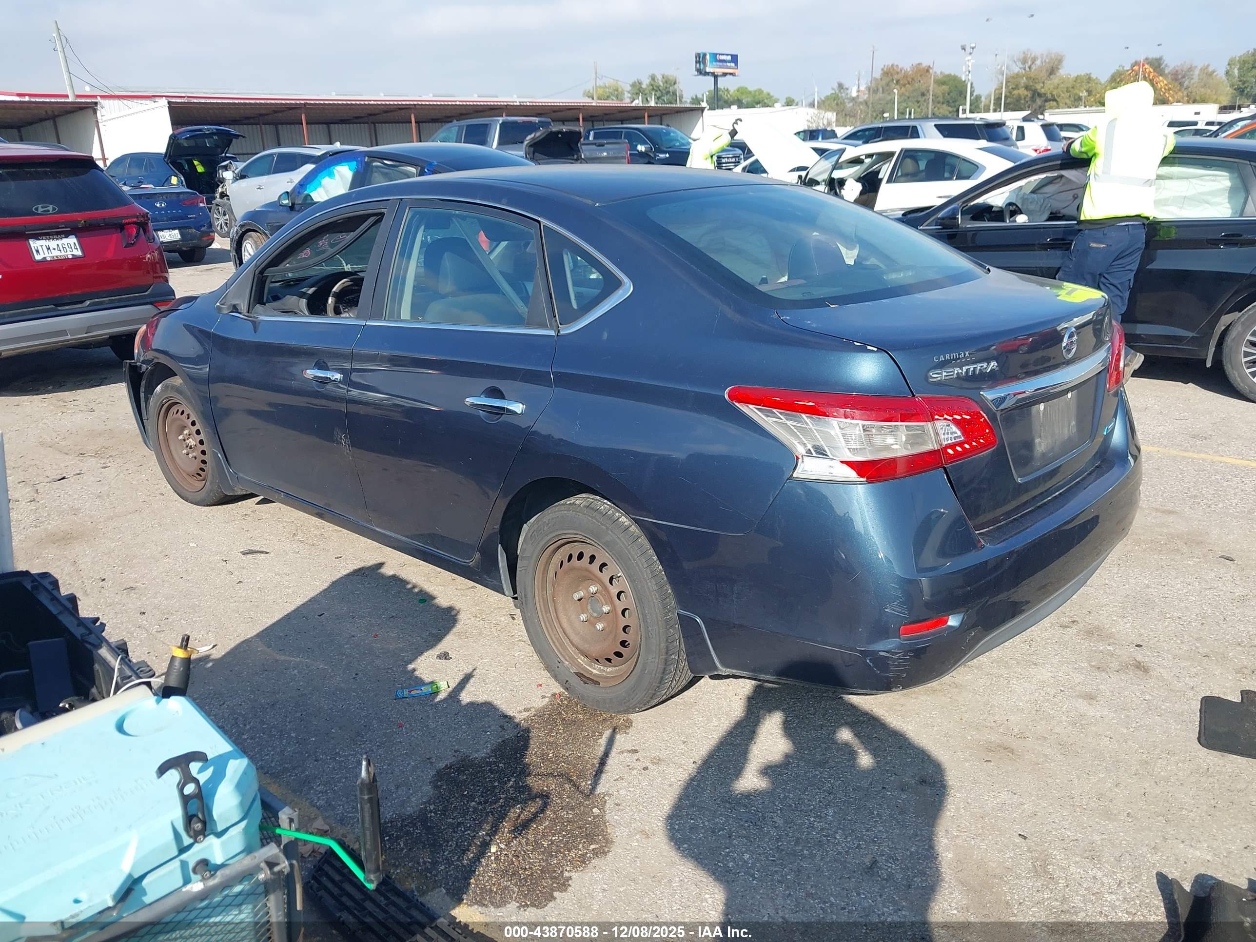 NISSAN SENTRA image 3