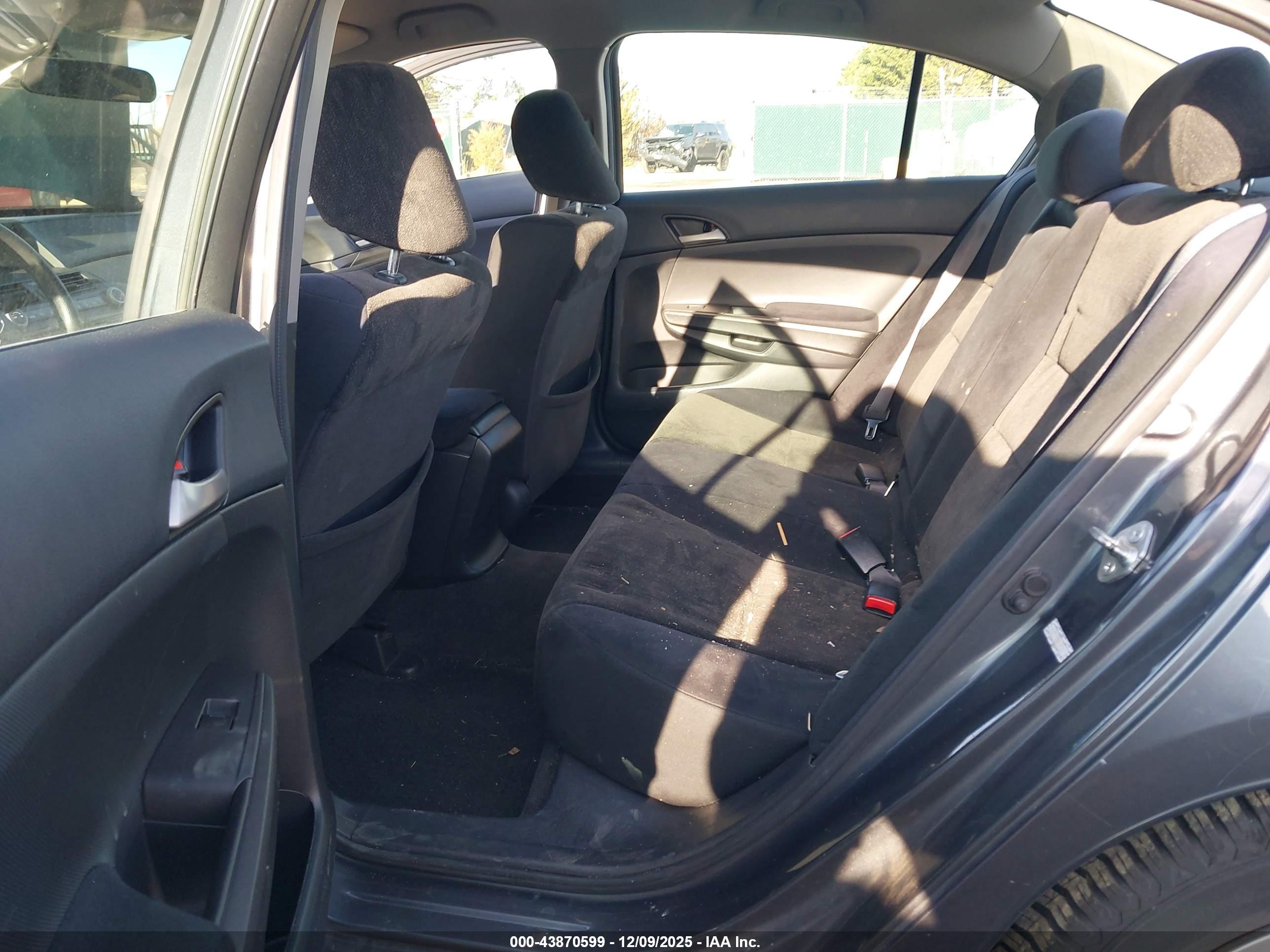 HONDA ACCORD image 8