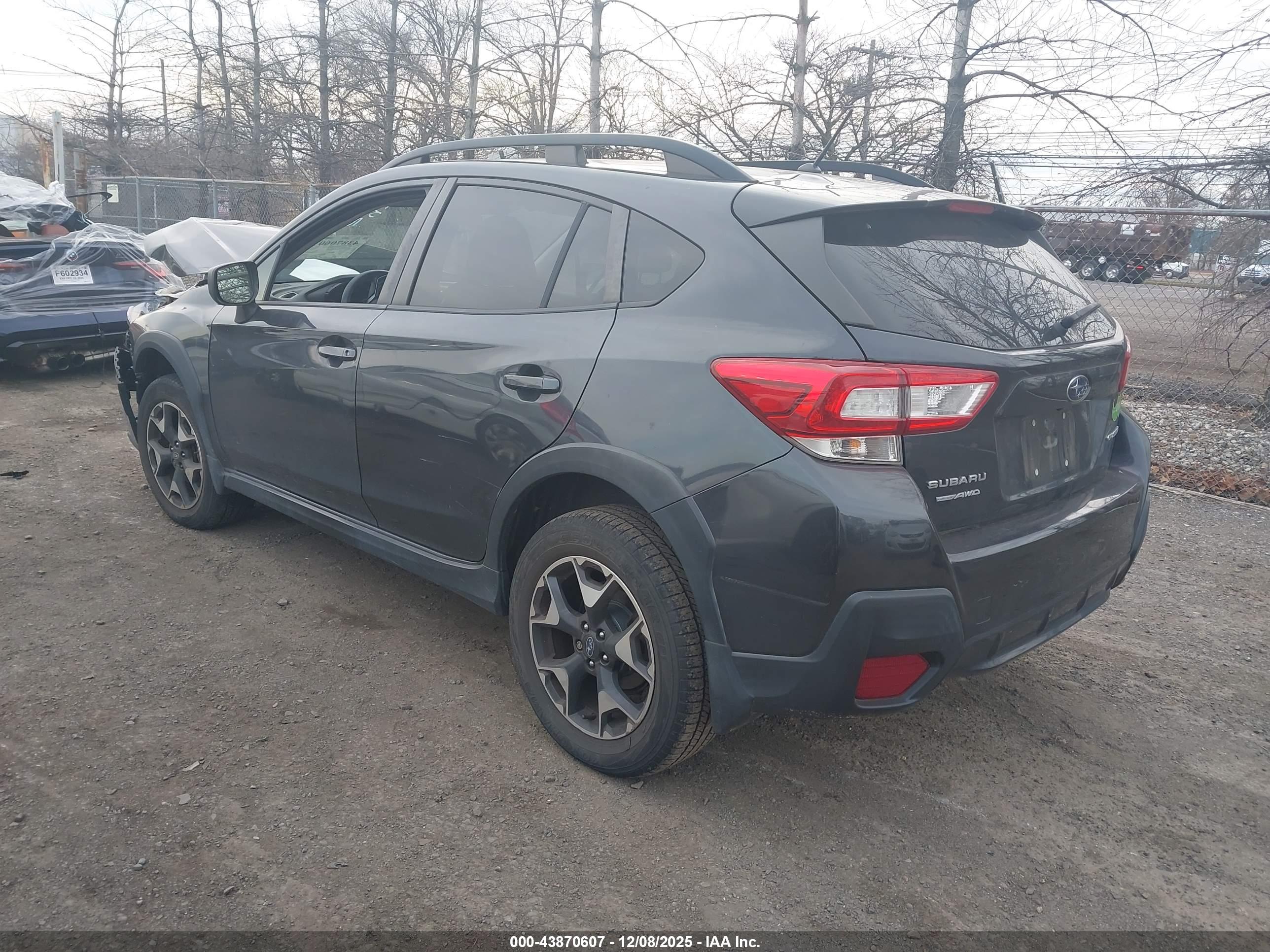 SUBARU CROSSTREK image 3