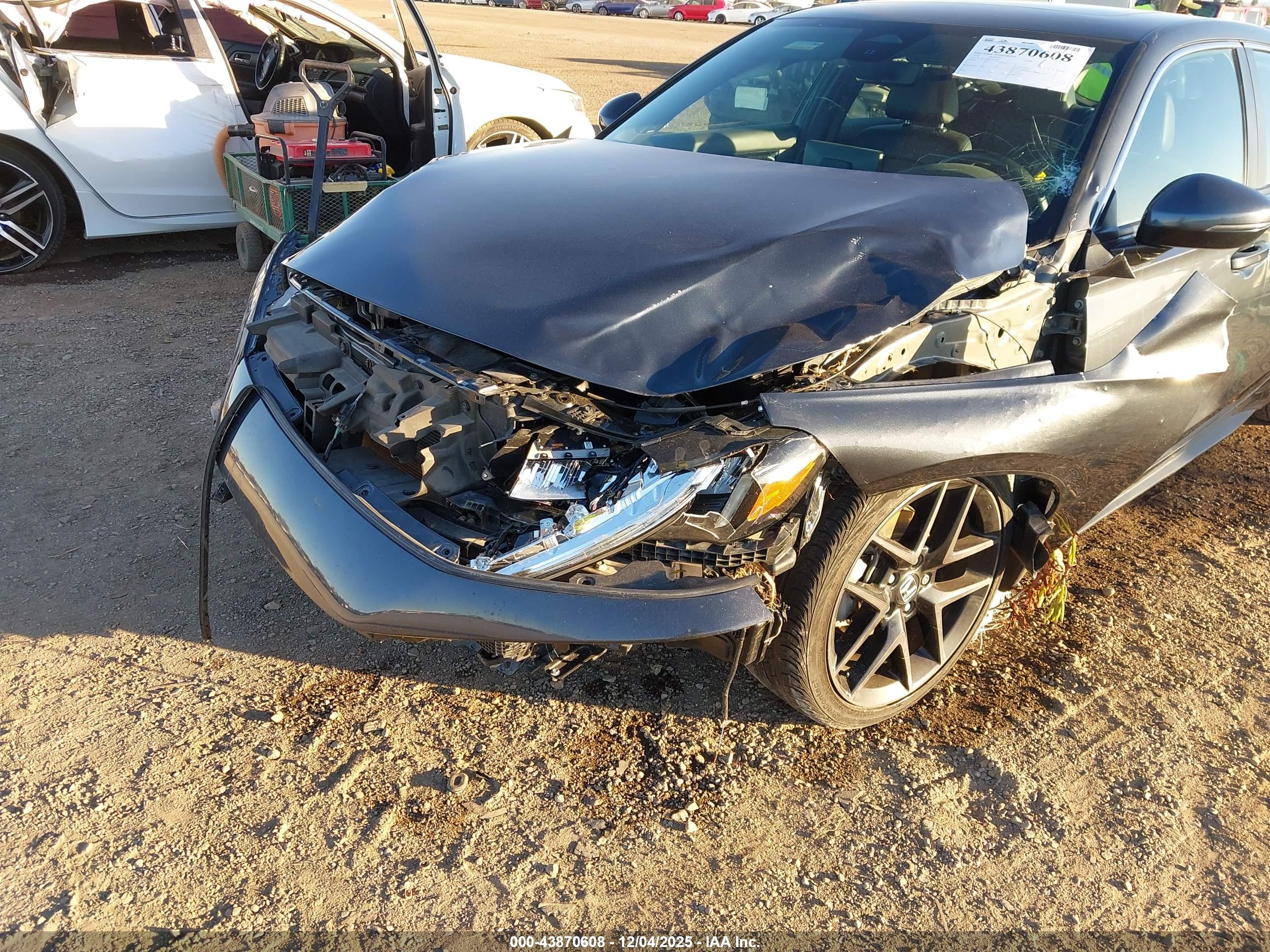 HONDA CIVIC image 6