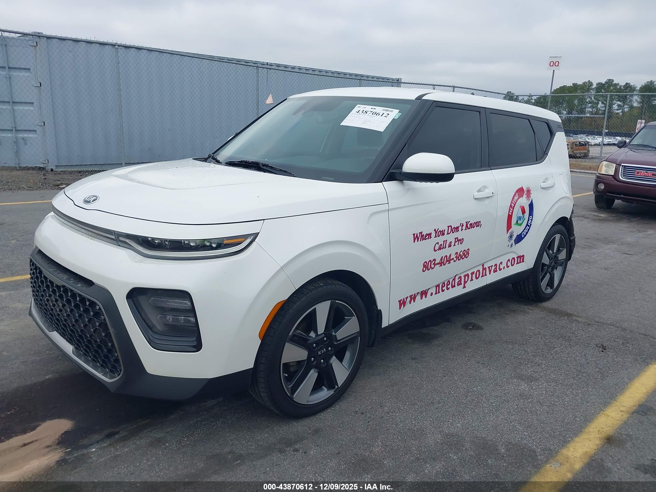 KIA SOUL image 2