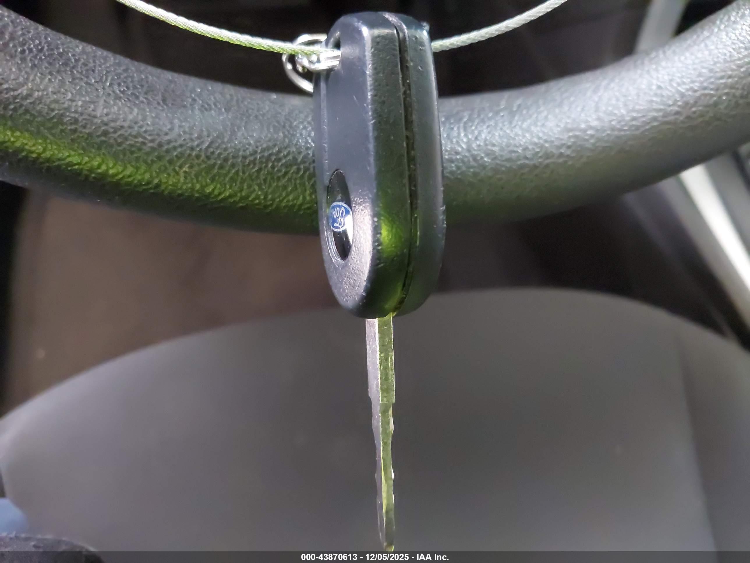 FORD FIESTA image 11