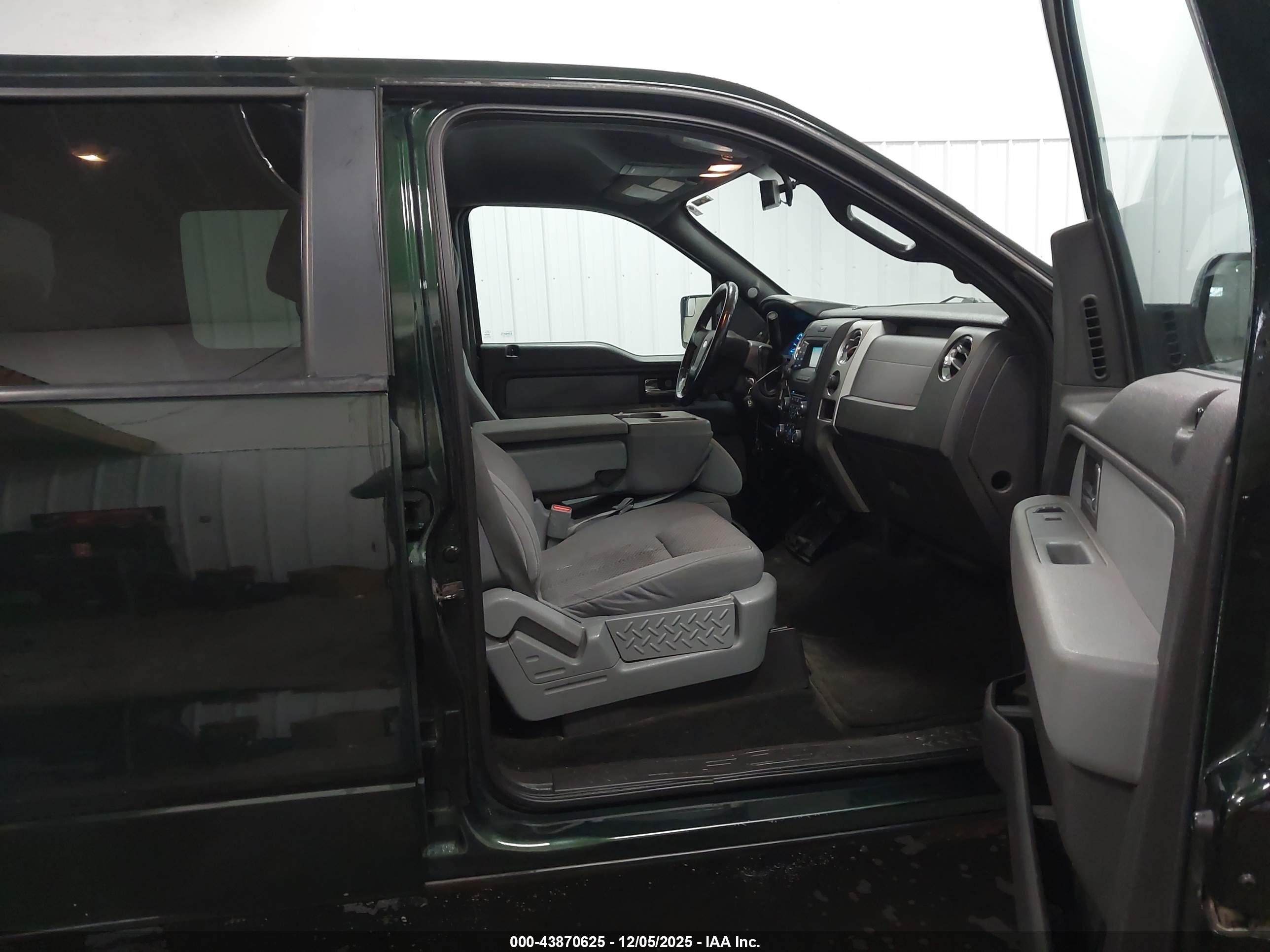 FORD F-150 image 5