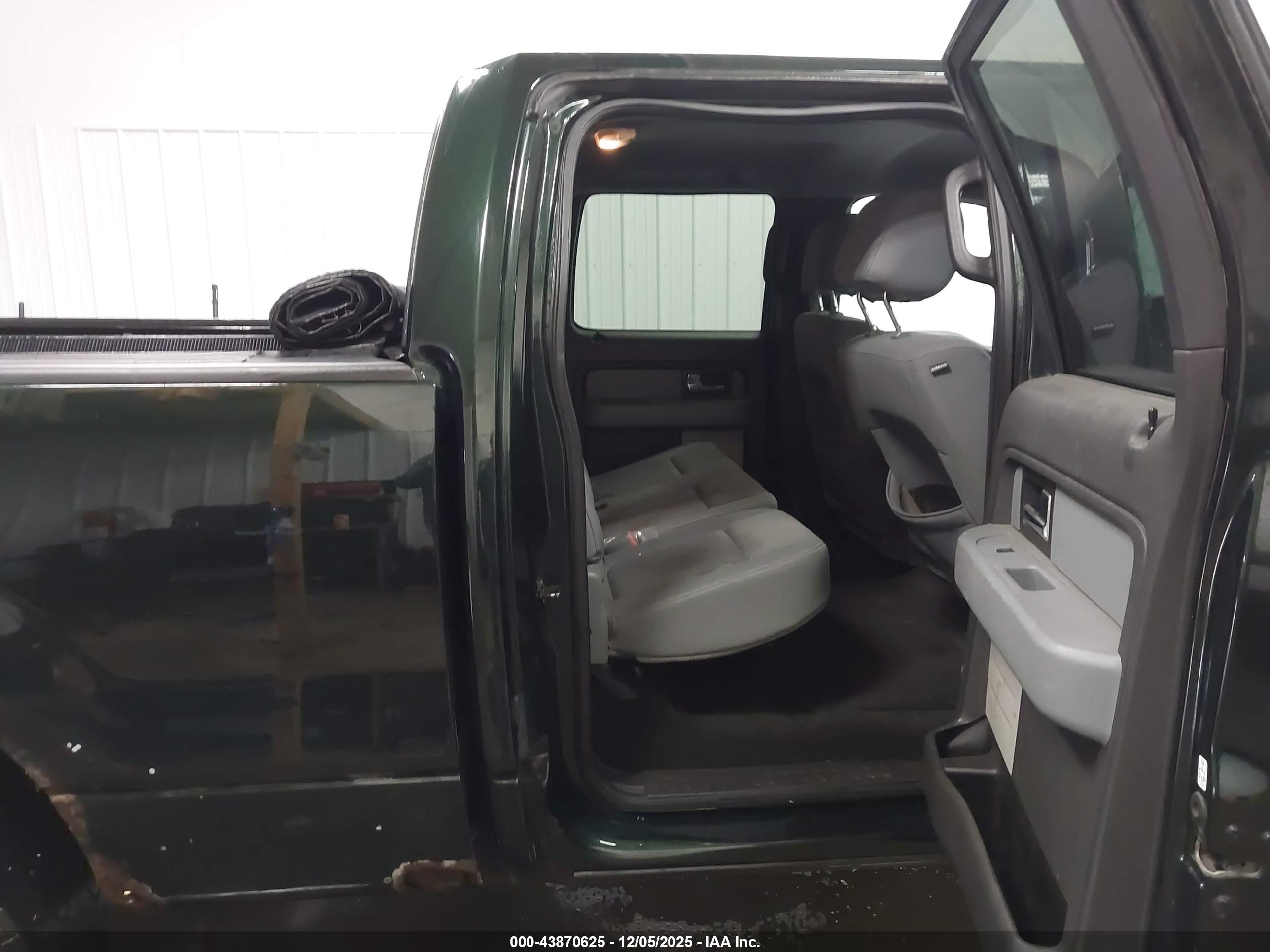 FORD F-150 image 8