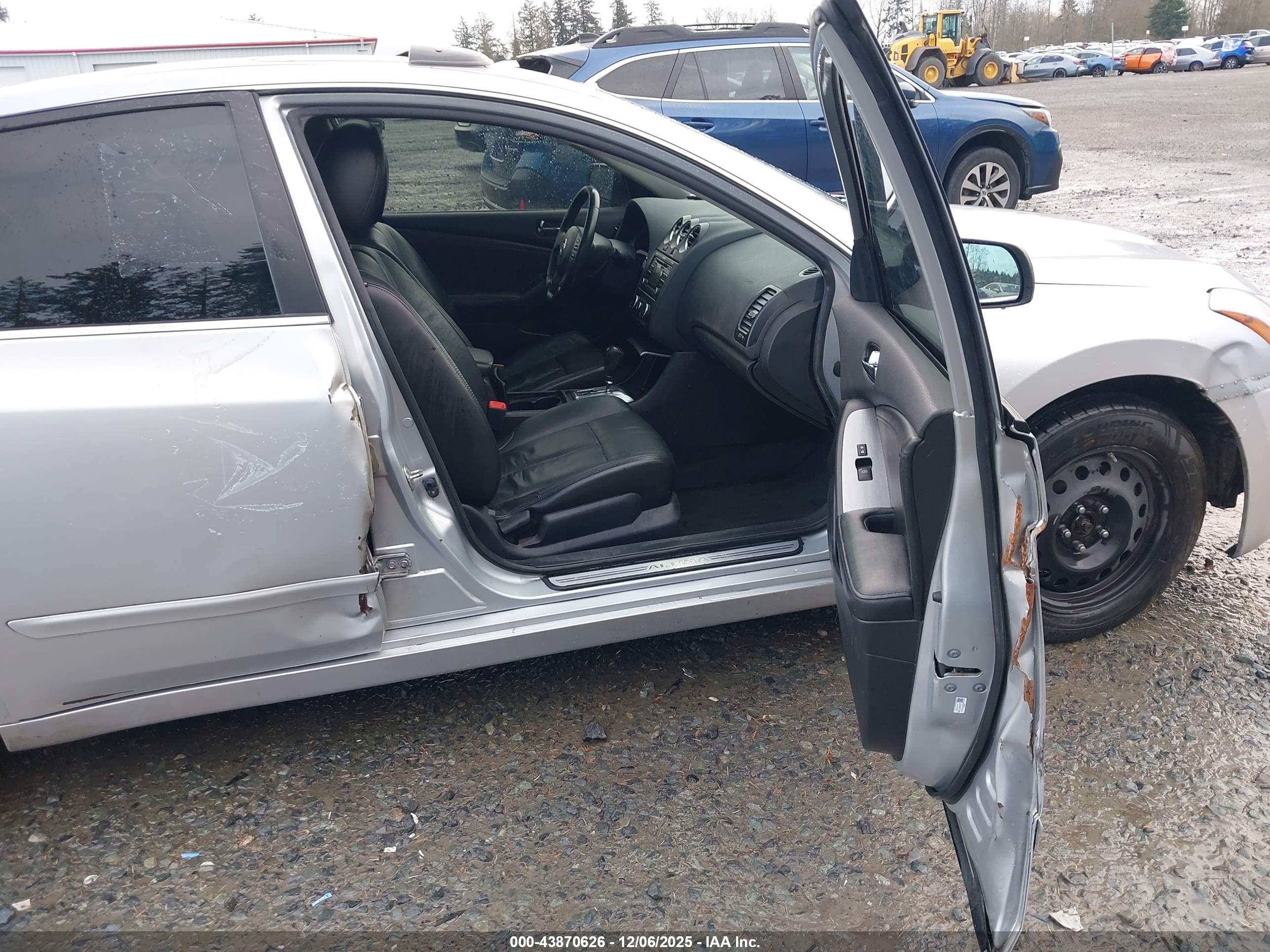 NISSAN ALTIMA image 5