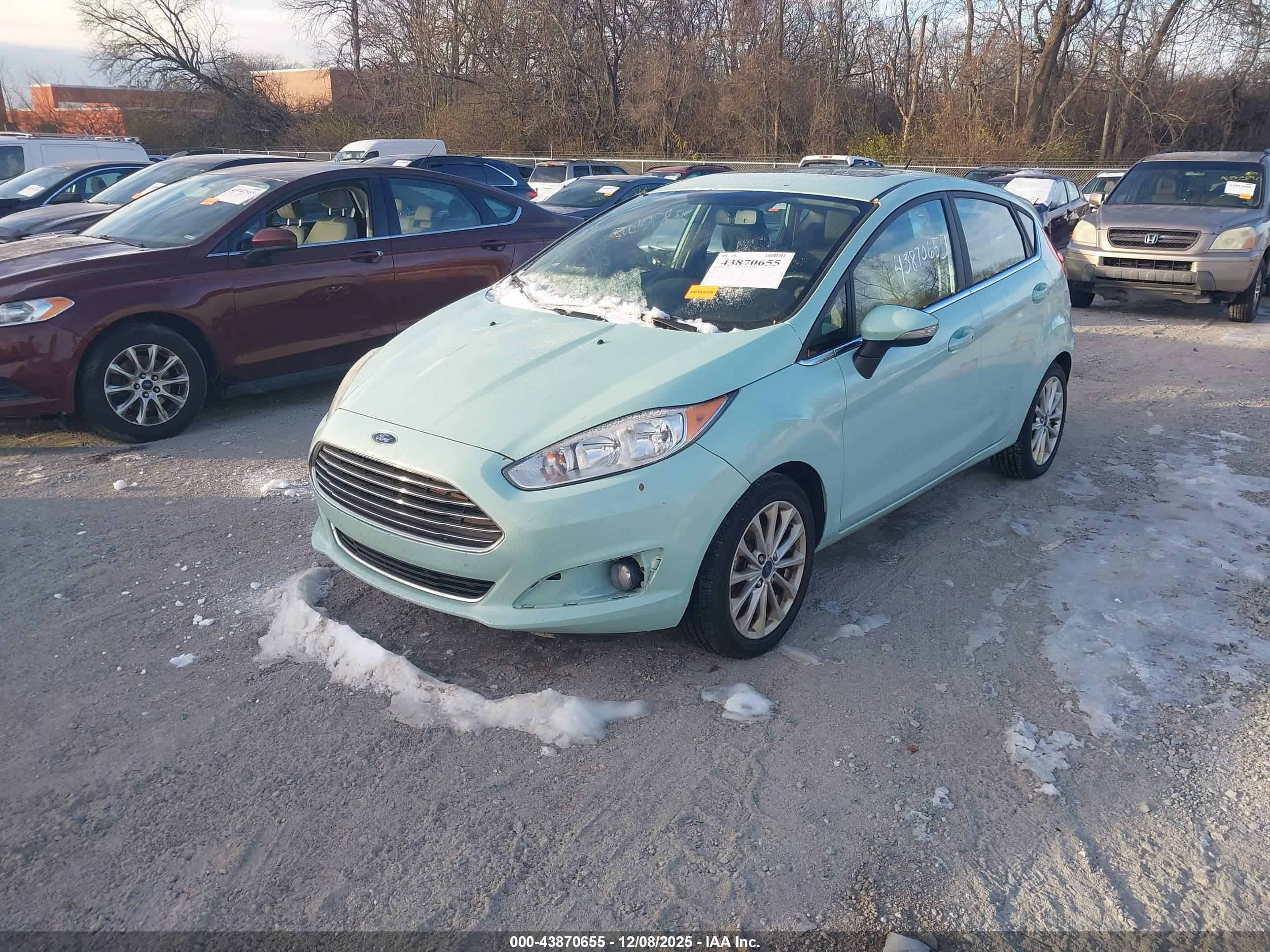 FORD FIESTA image 2
