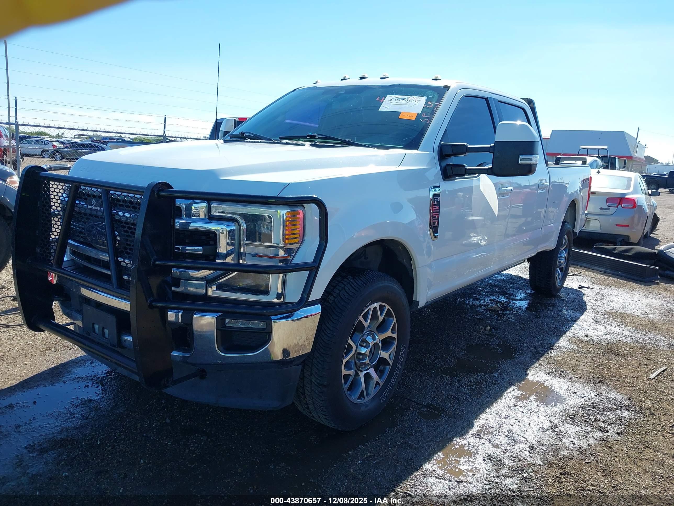 FORD F-250 image 2