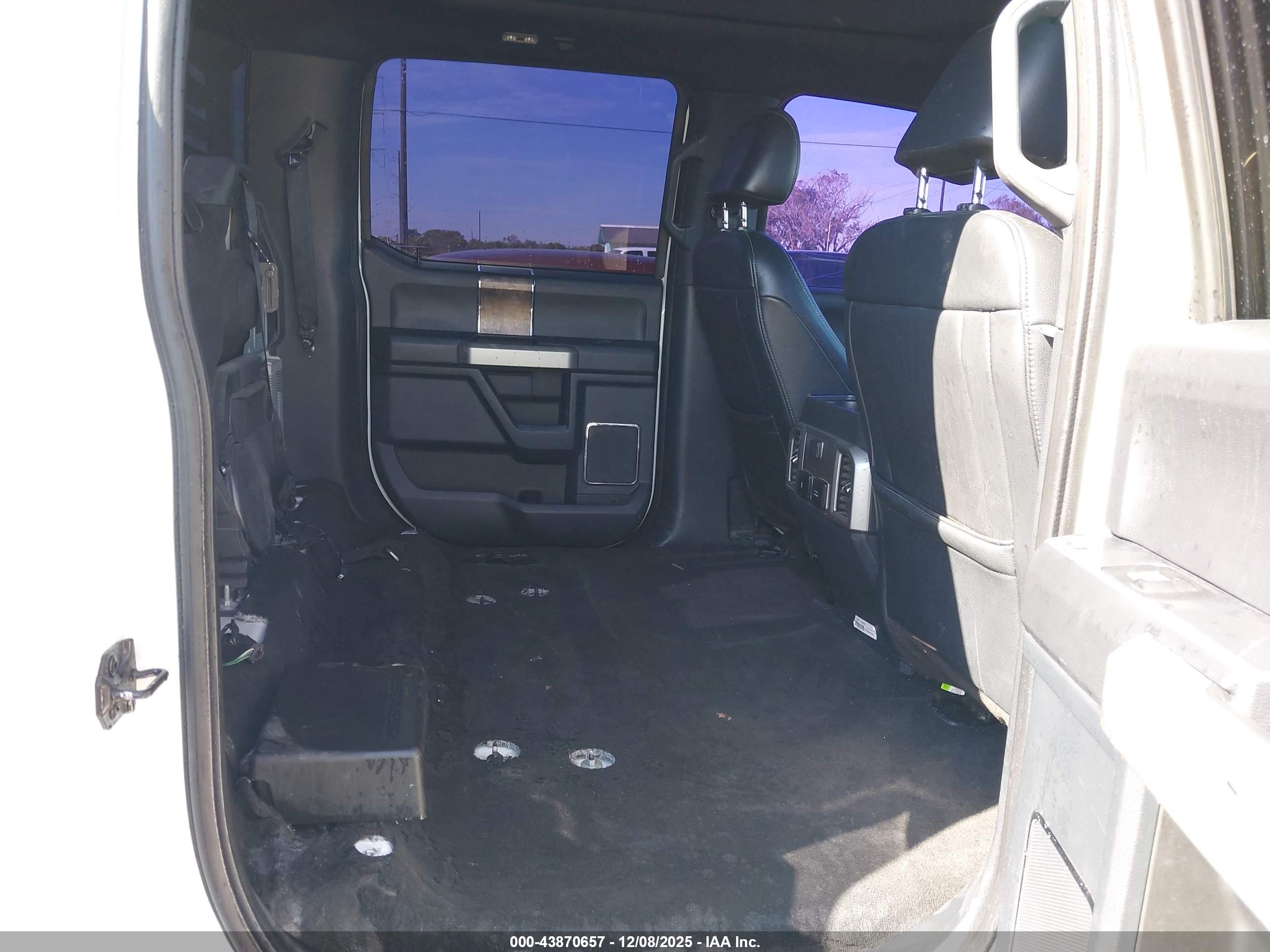 FORD F-250 image 8