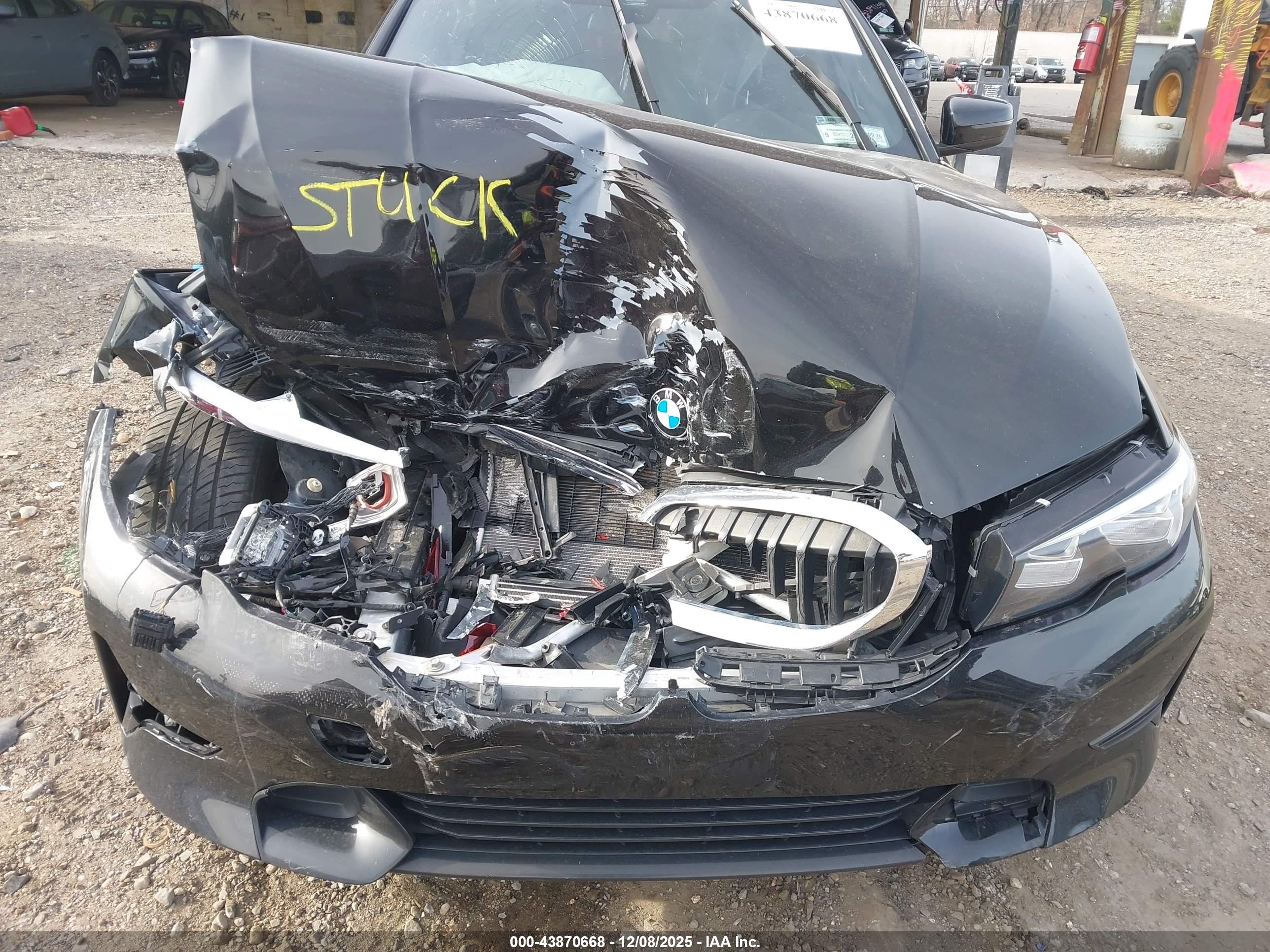 BMW 330I image 6