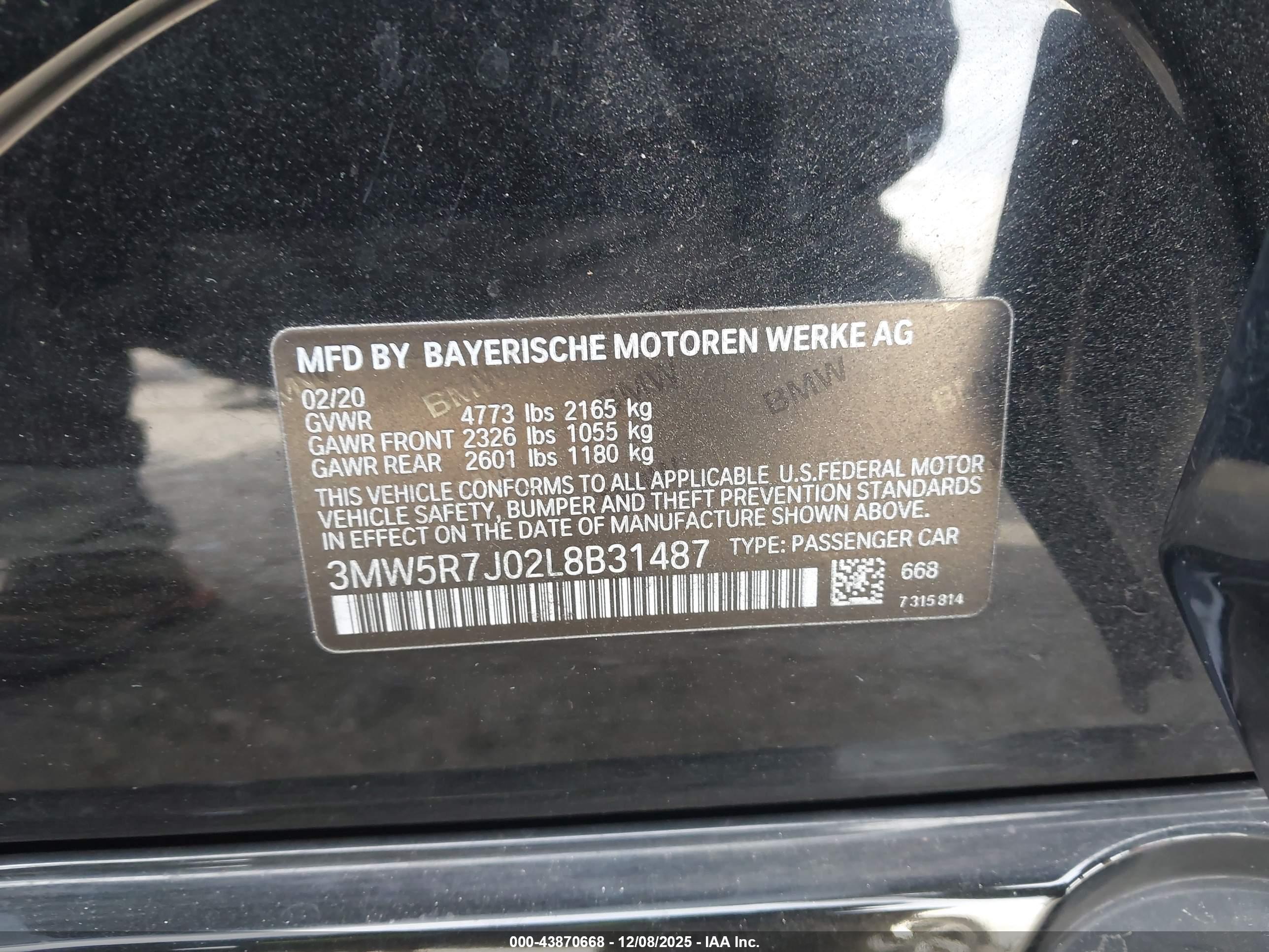 BMW 330I image 9