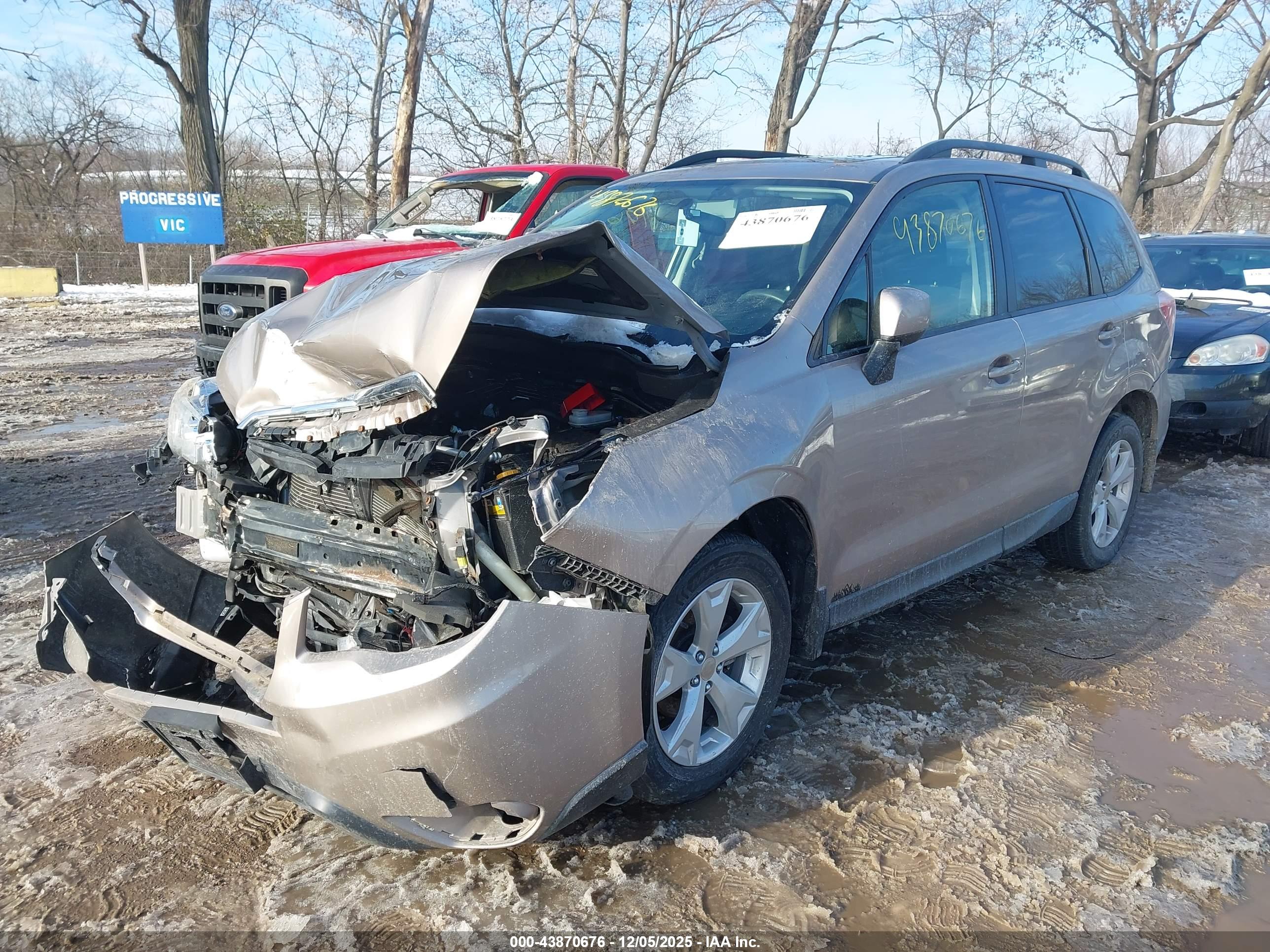 SUBARU FORESTER image 2