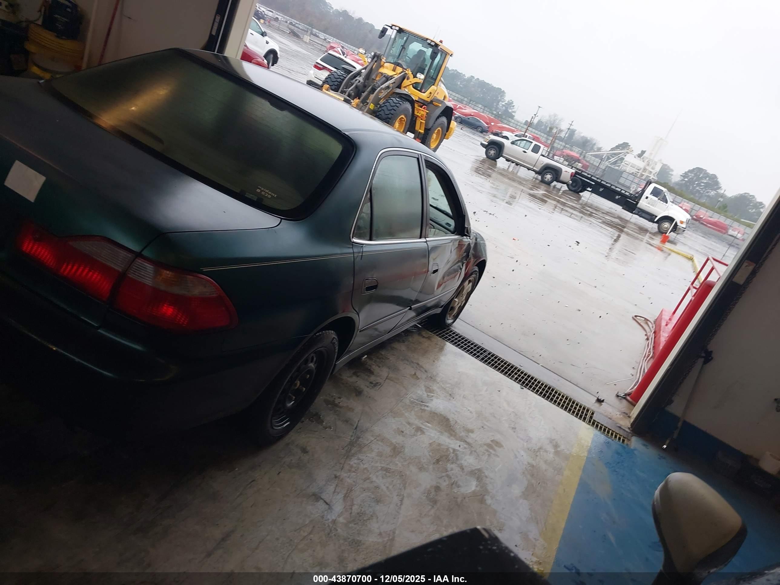 HONDA ACCORD image 4