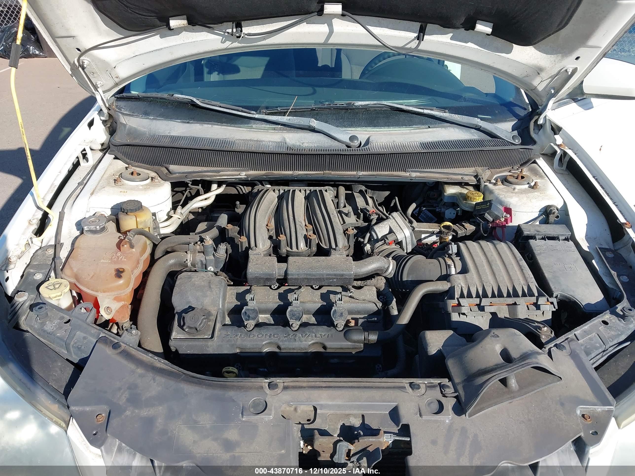 CHRYSLER SEBRING image 10