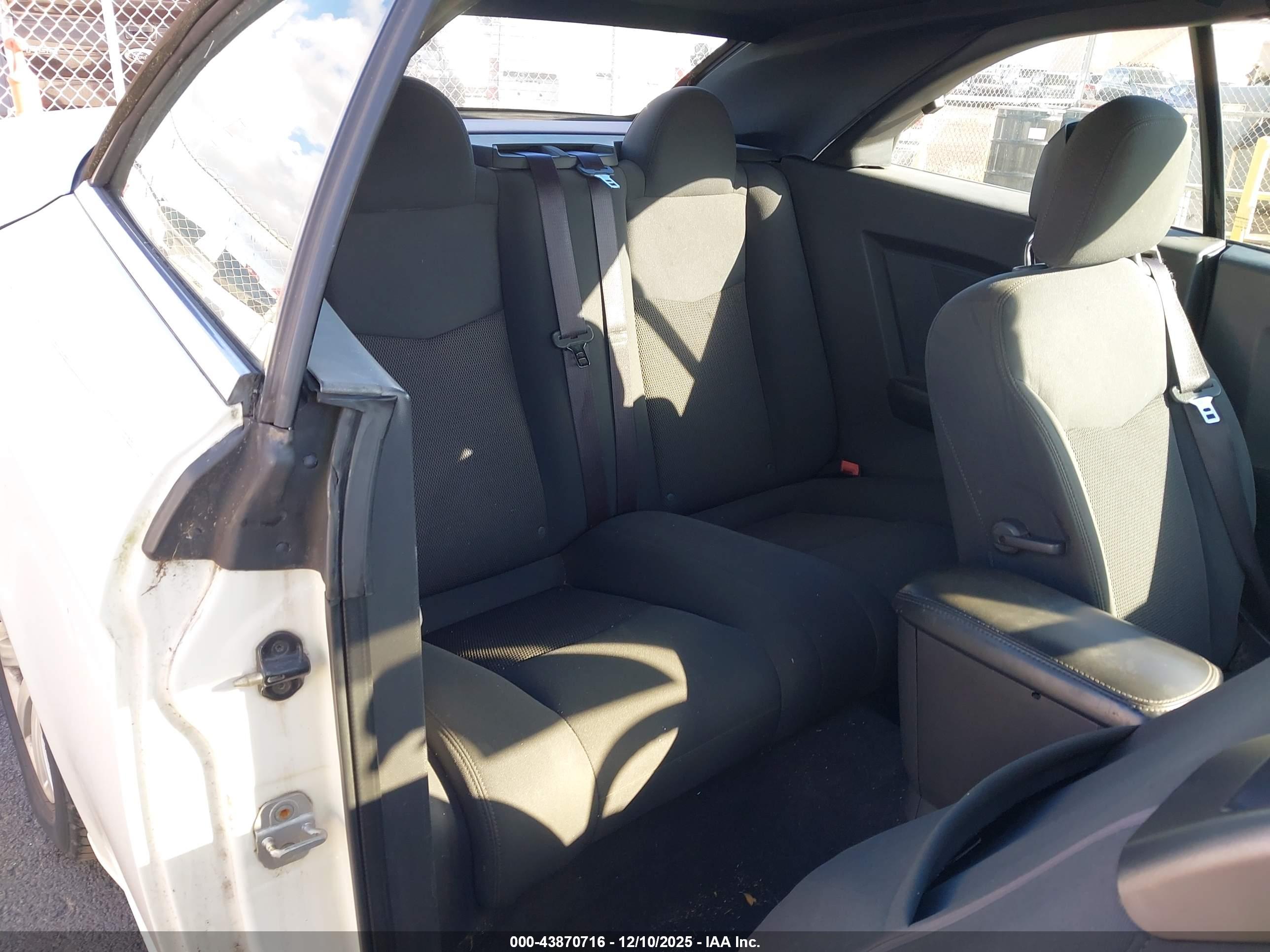 CHRYSLER SEBRING image 8