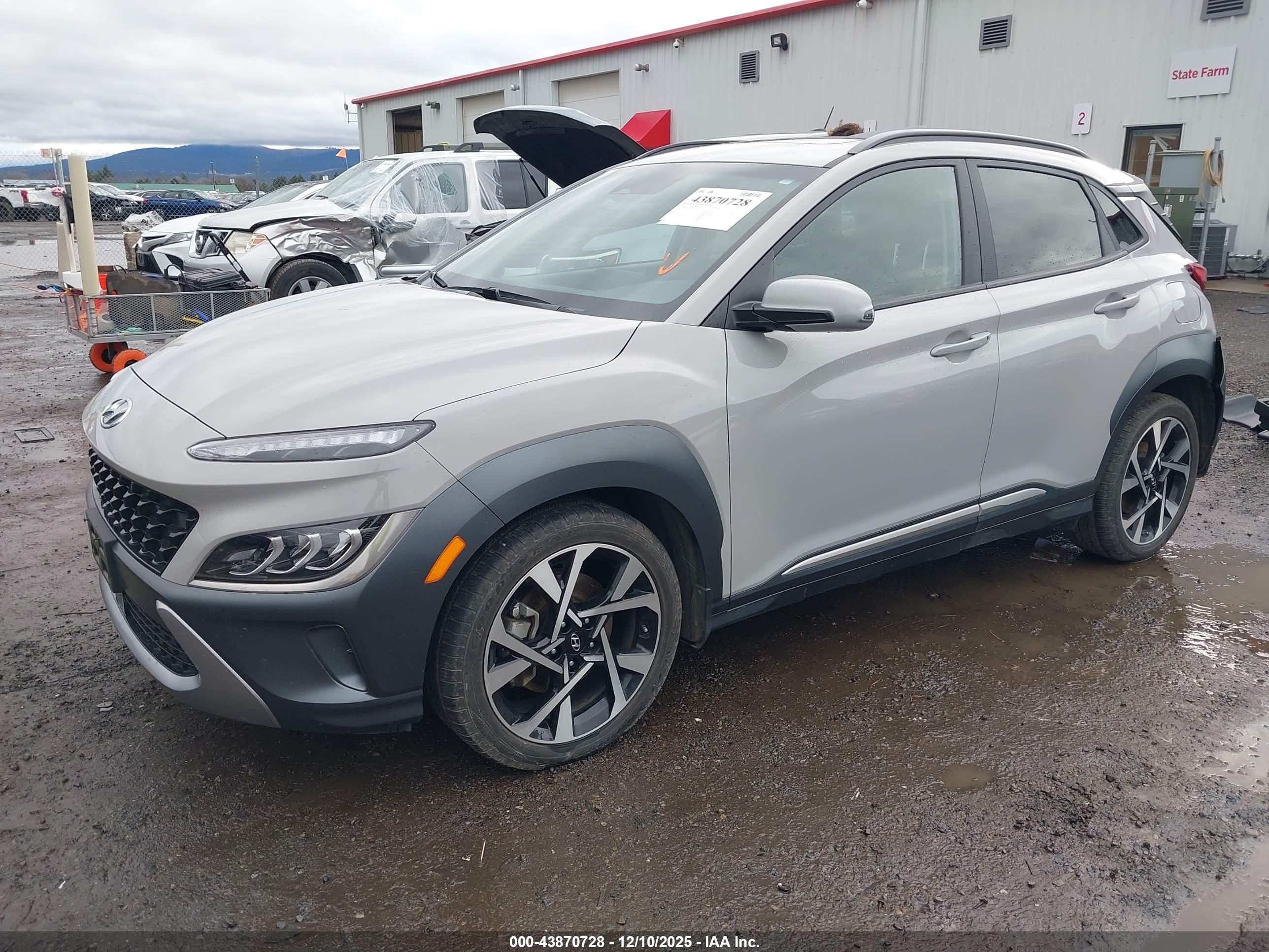 HYUNDAI KONA image 2