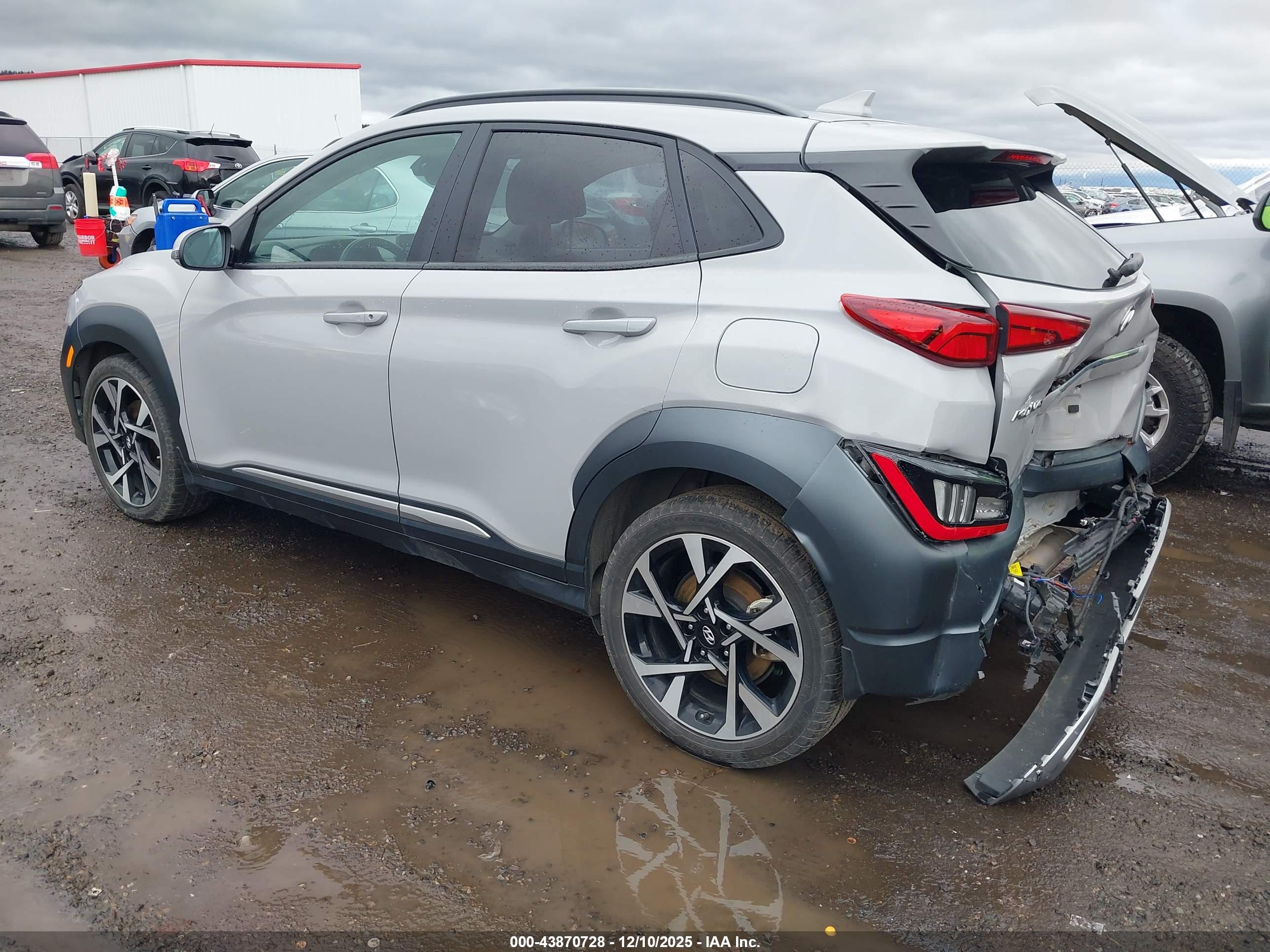 HYUNDAI KONA image 3