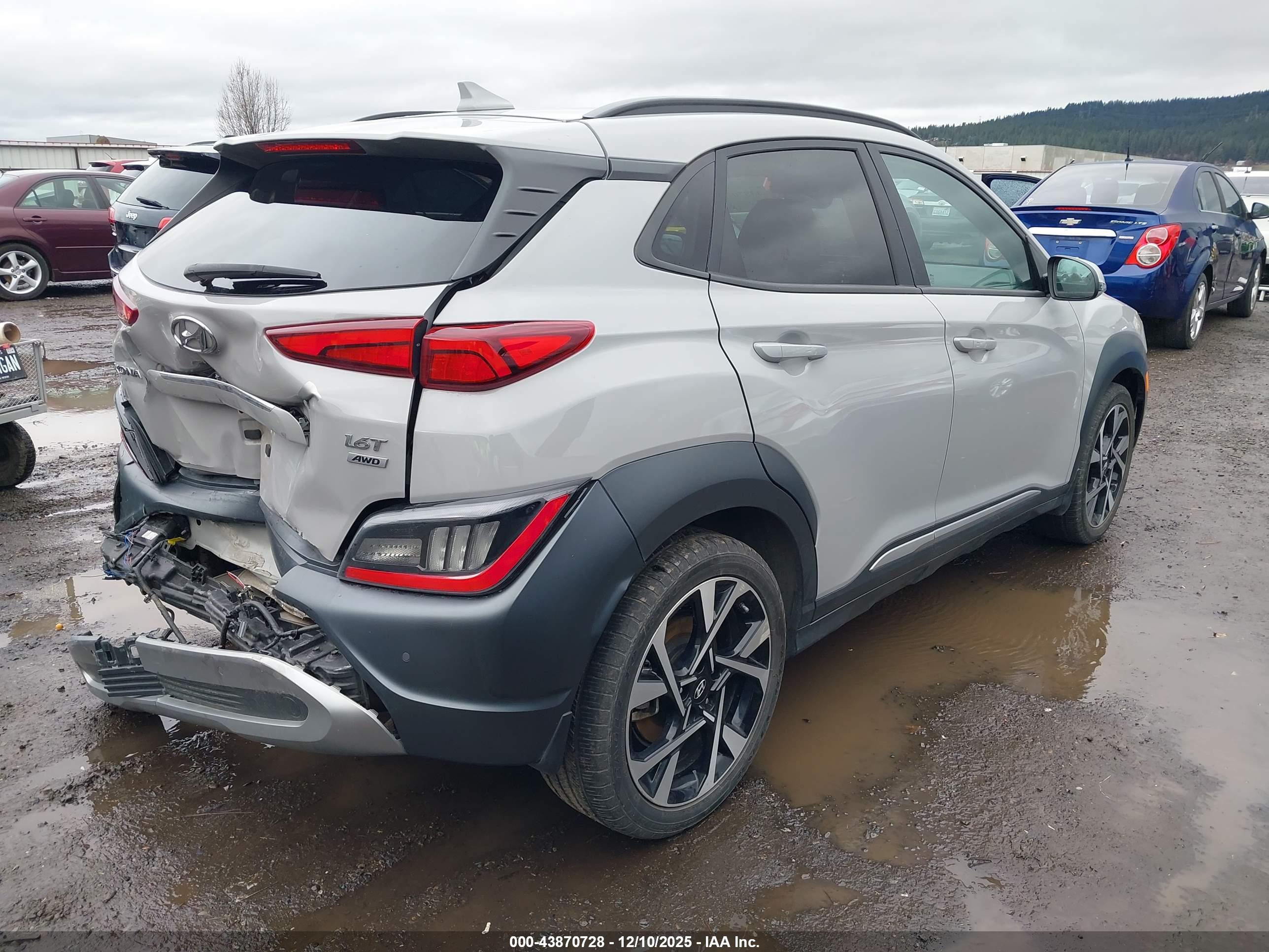 HYUNDAI KONA image 4