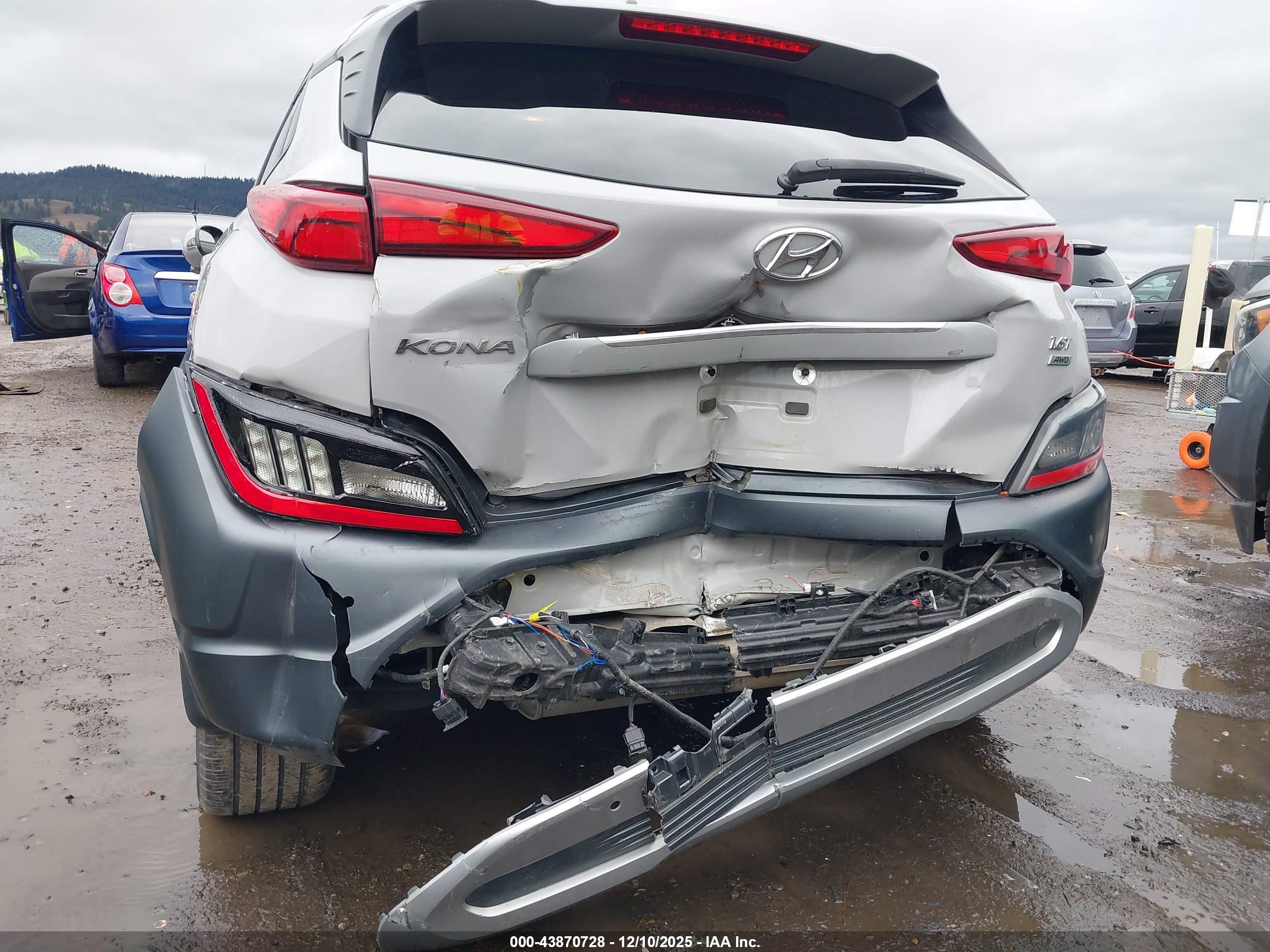 HYUNDAI KONA image 6