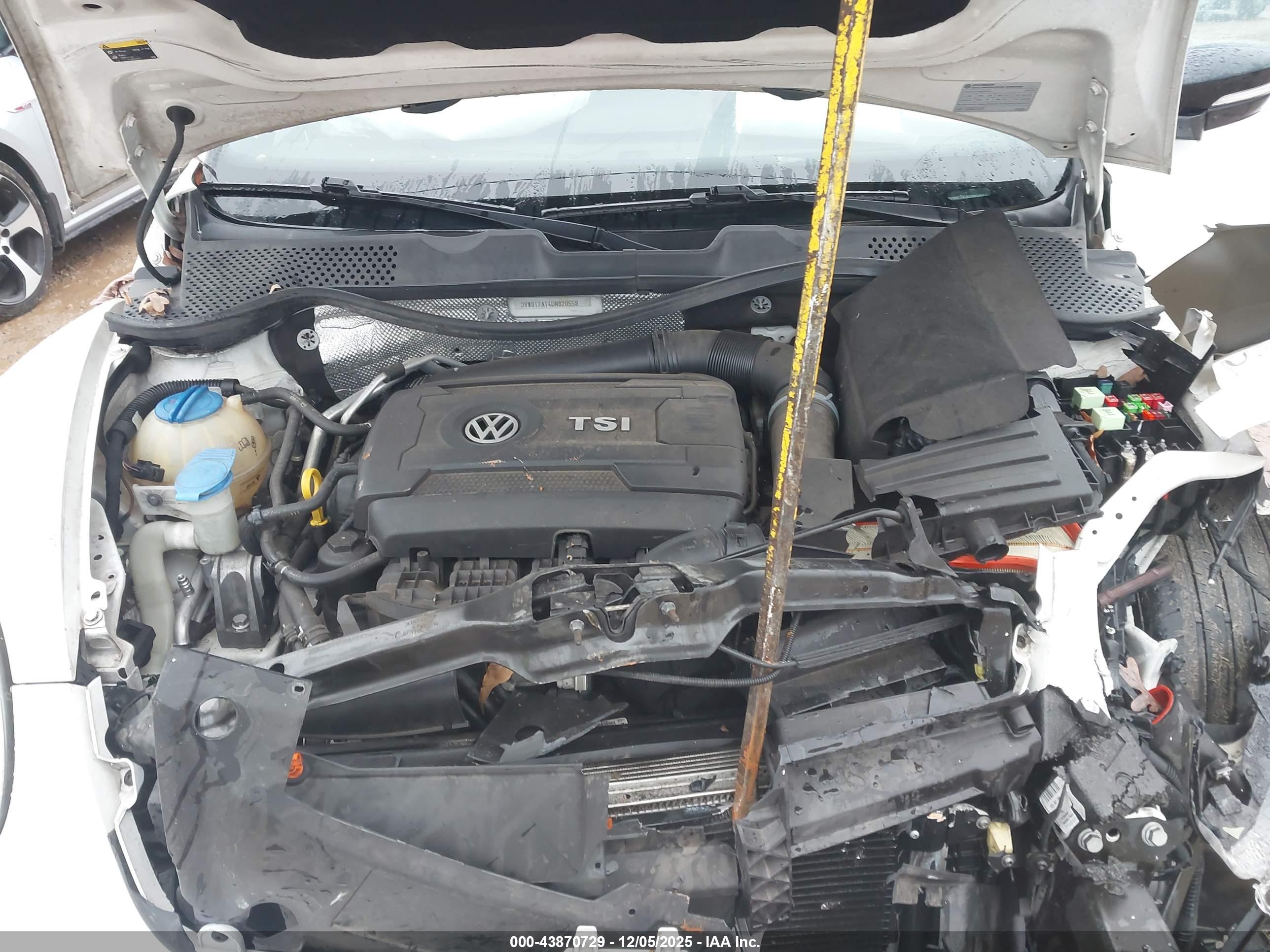 VOLKSWAGEN BEETLE image 10