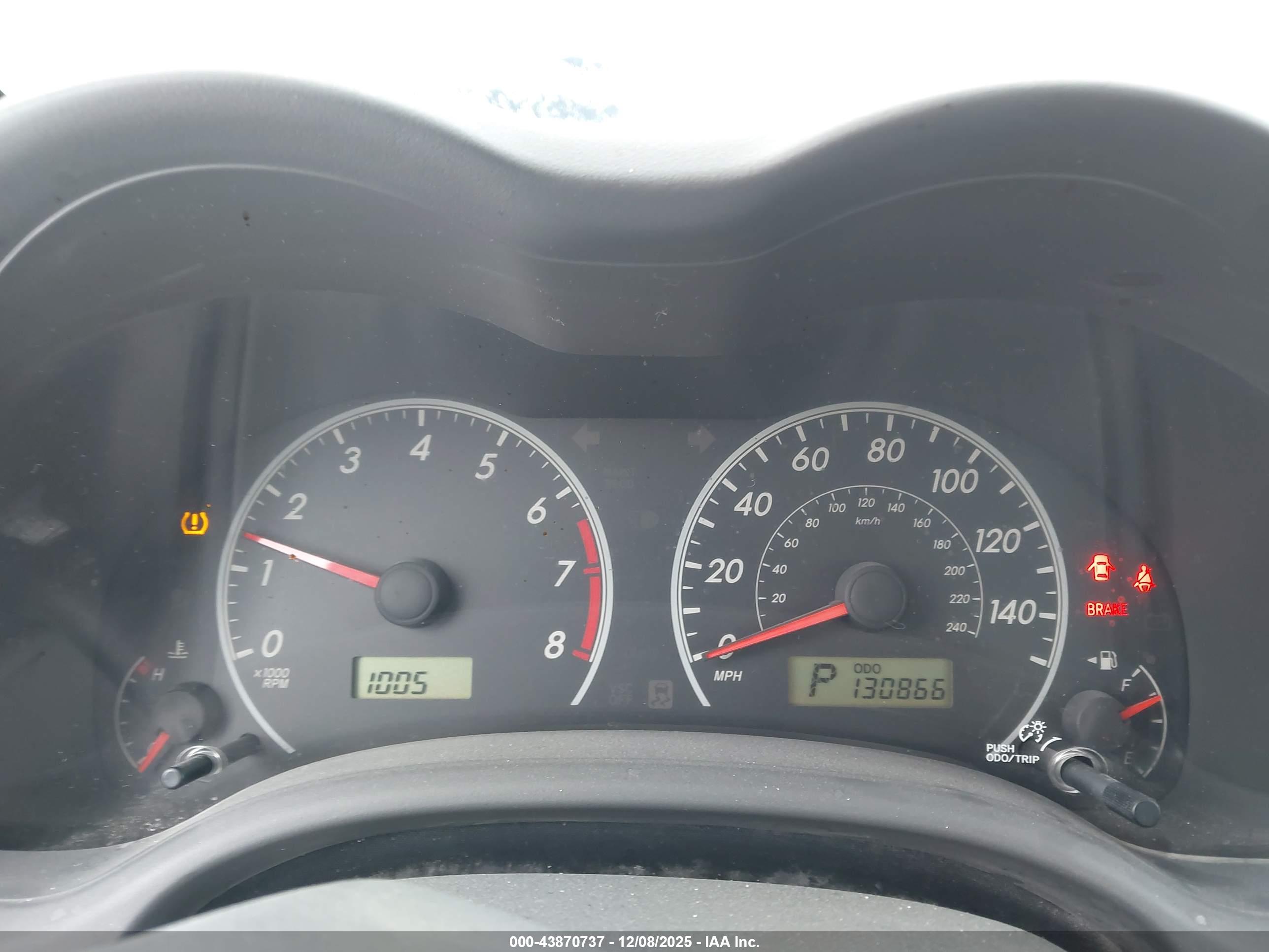 TOYOTA COROLLA image 7