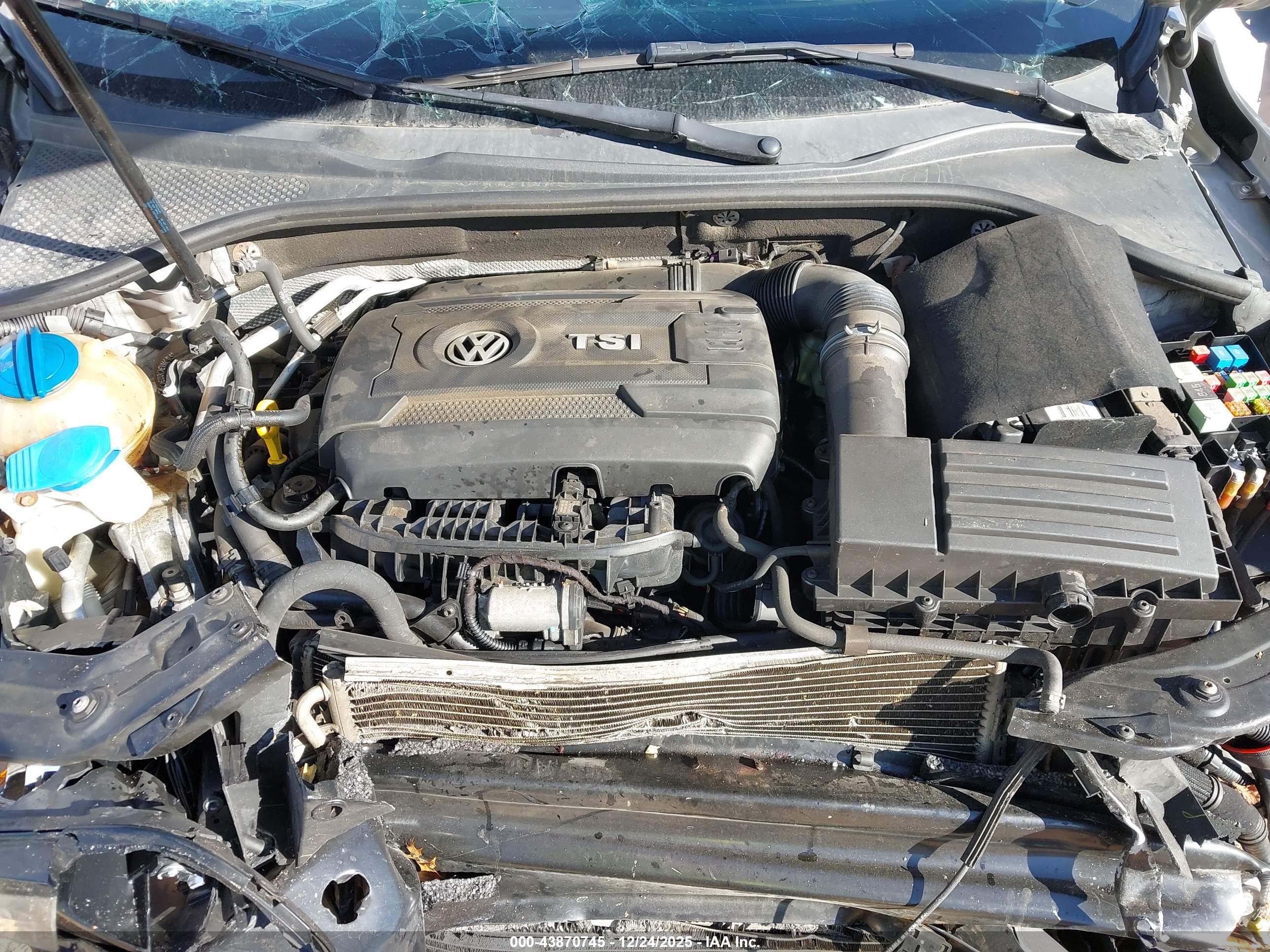 VOLKSWAGEN PASSAT image 10