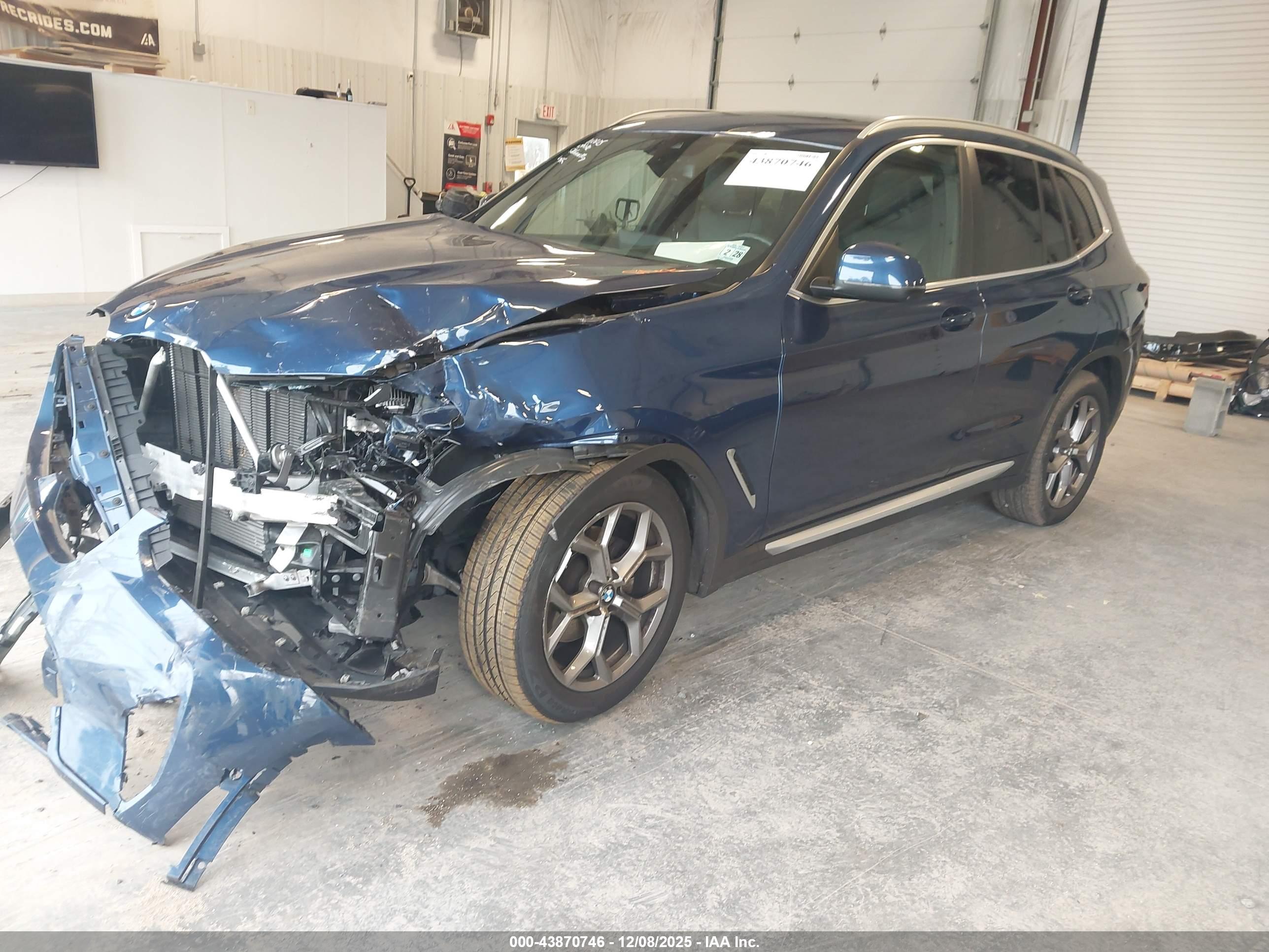 BMW X3 image 2