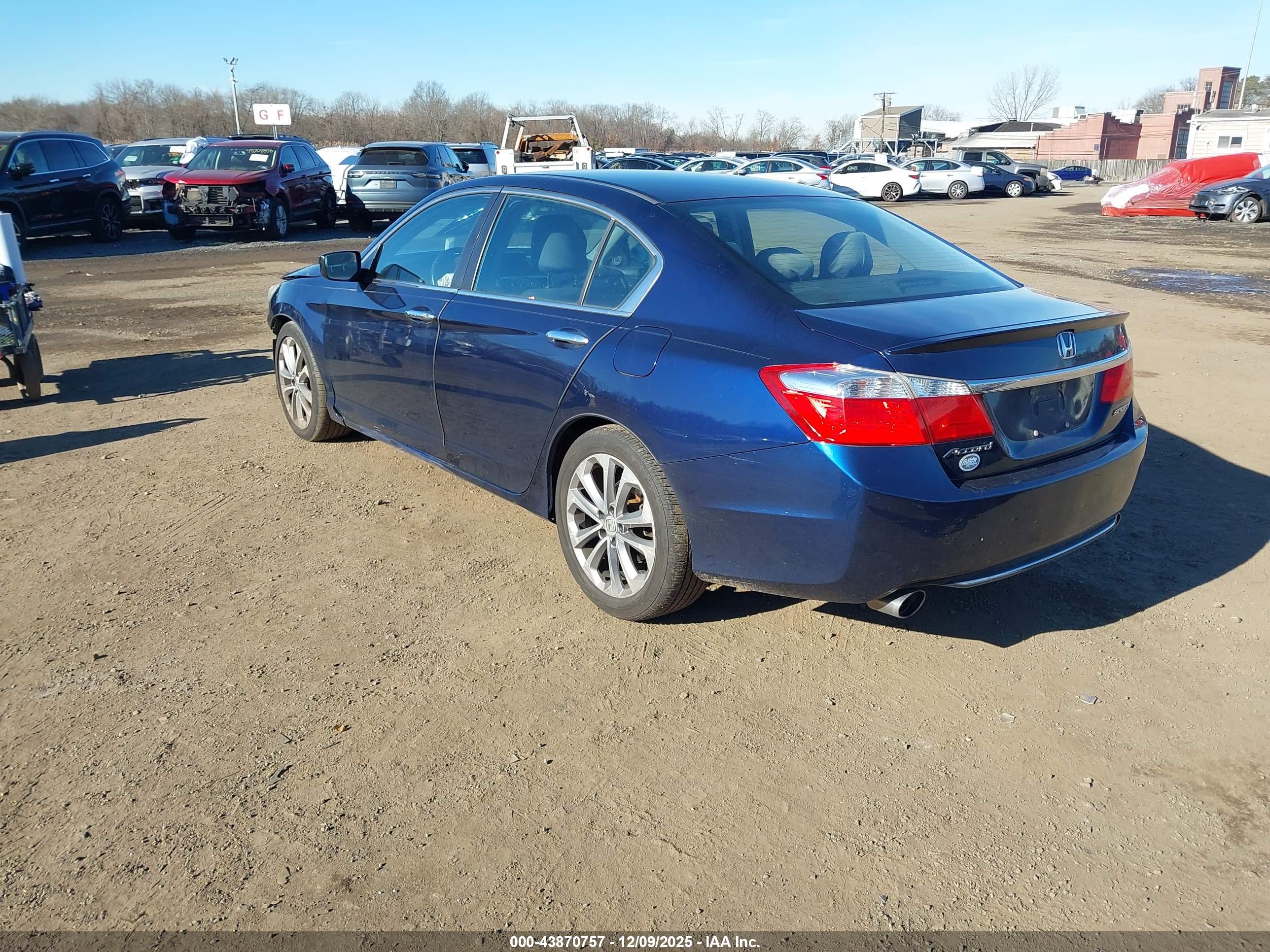 HONDA ACCORD image 3