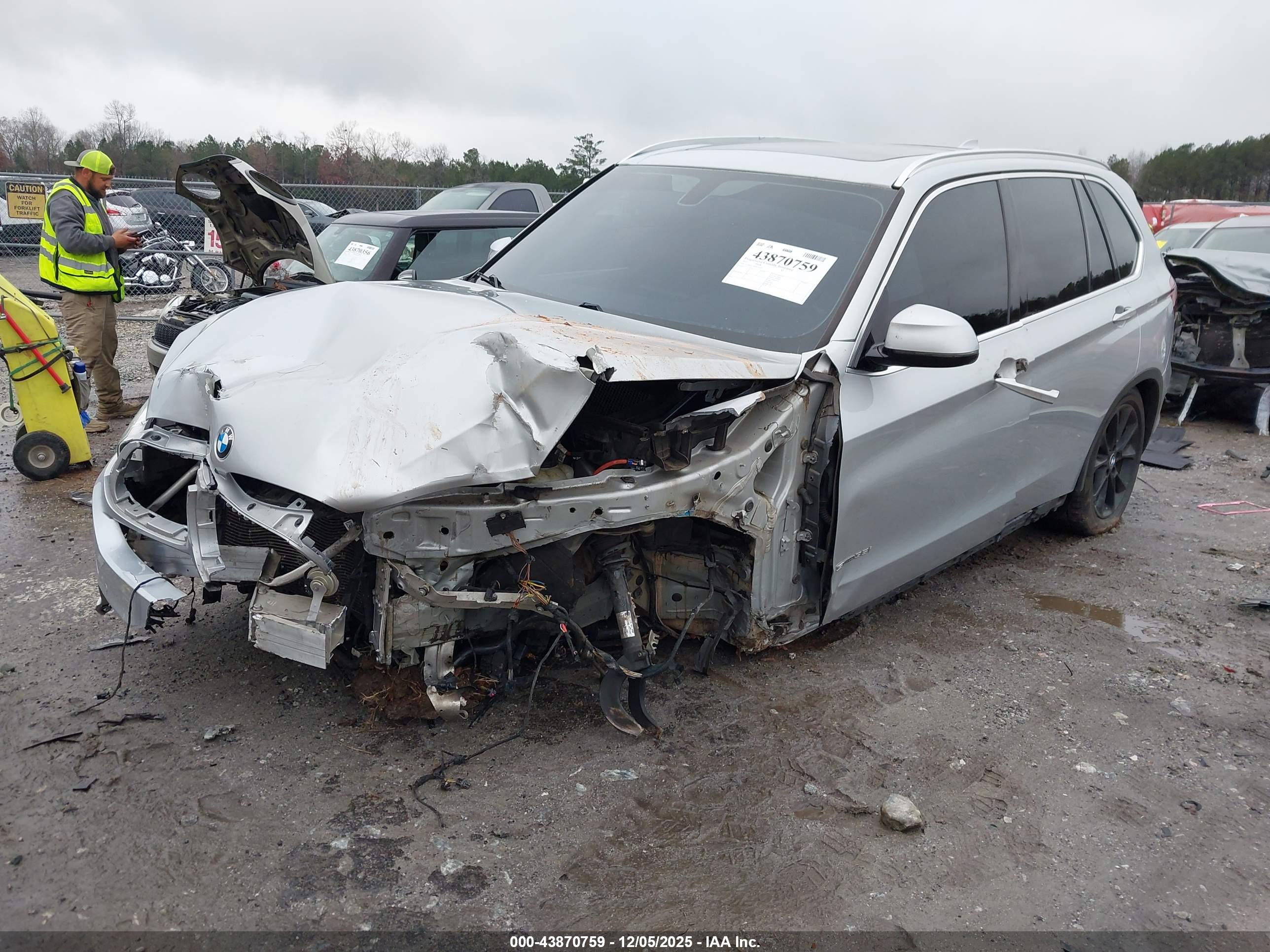 BMW X5 image 2