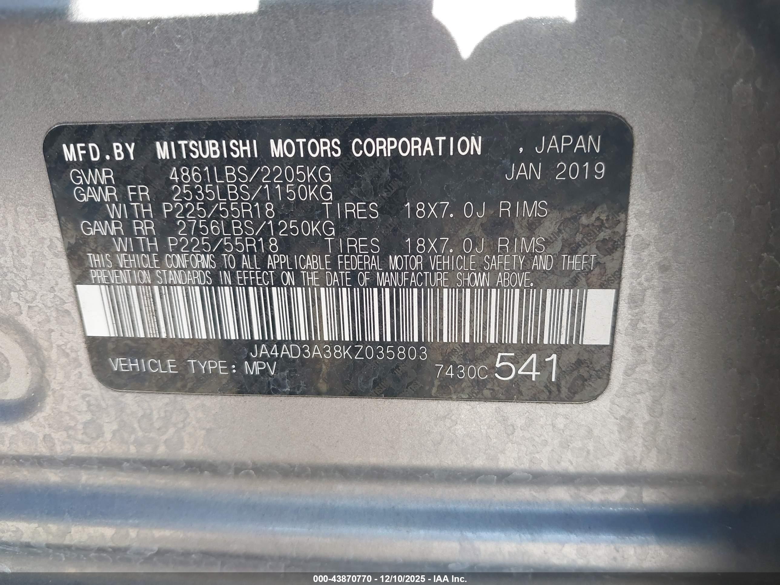 MITSUBISHI OUTLANDER image 9