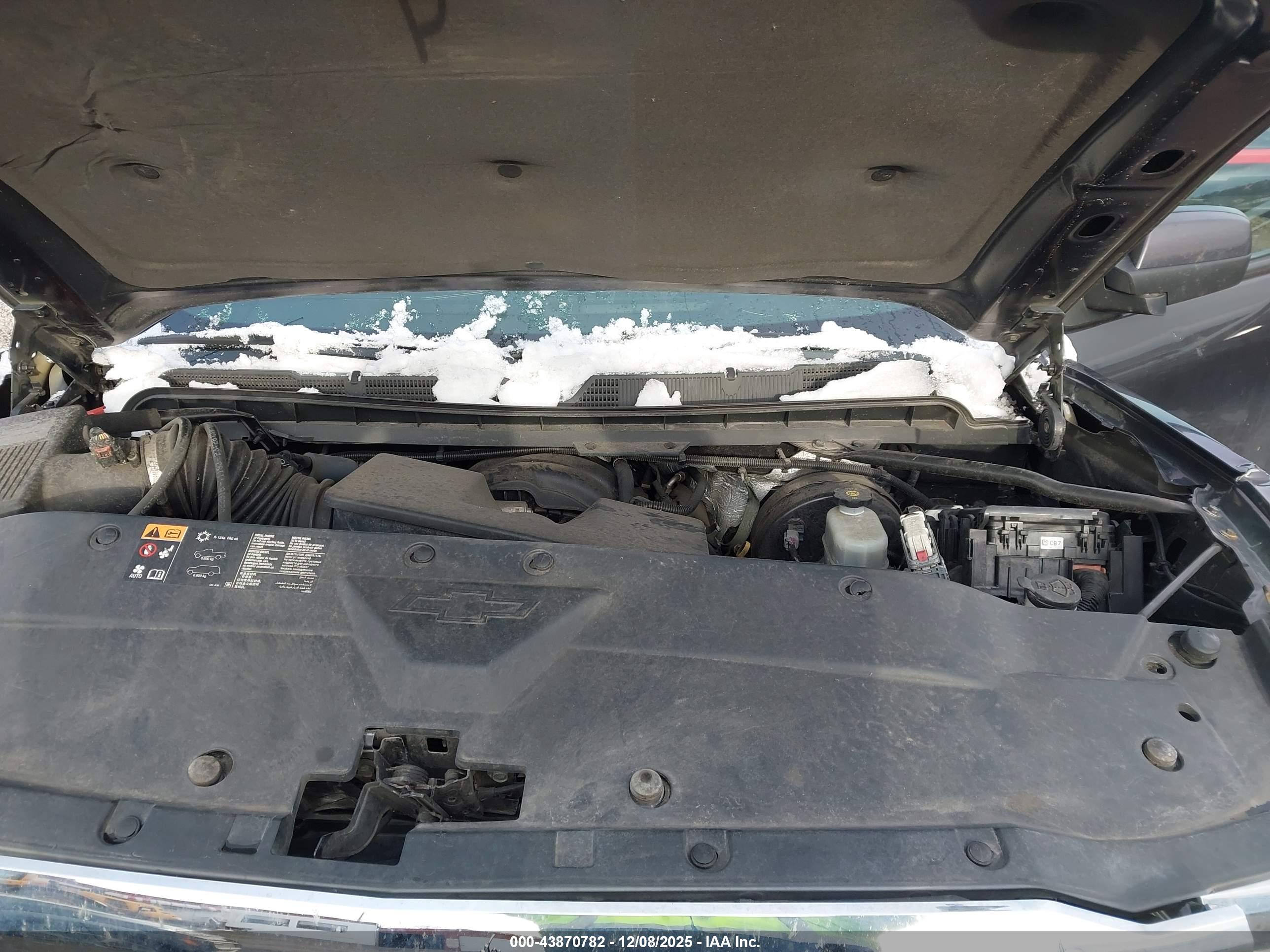 CHEVROLET SILVERADO image 10