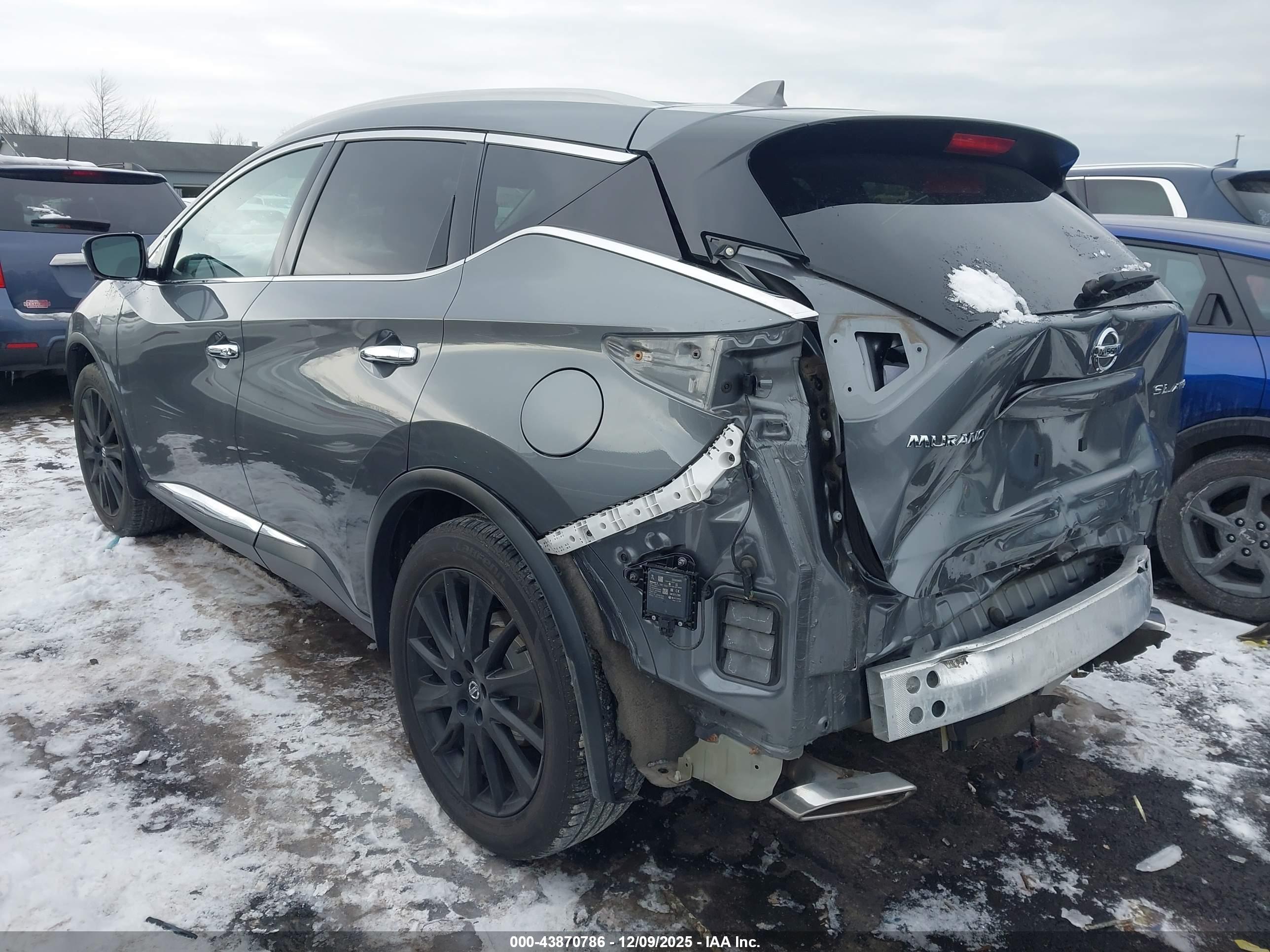 NISSAN MURANO image 3