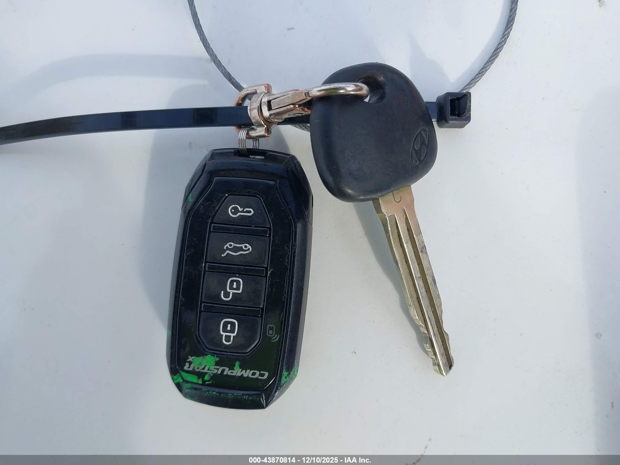 HYUNDAI ELANTRA image 11