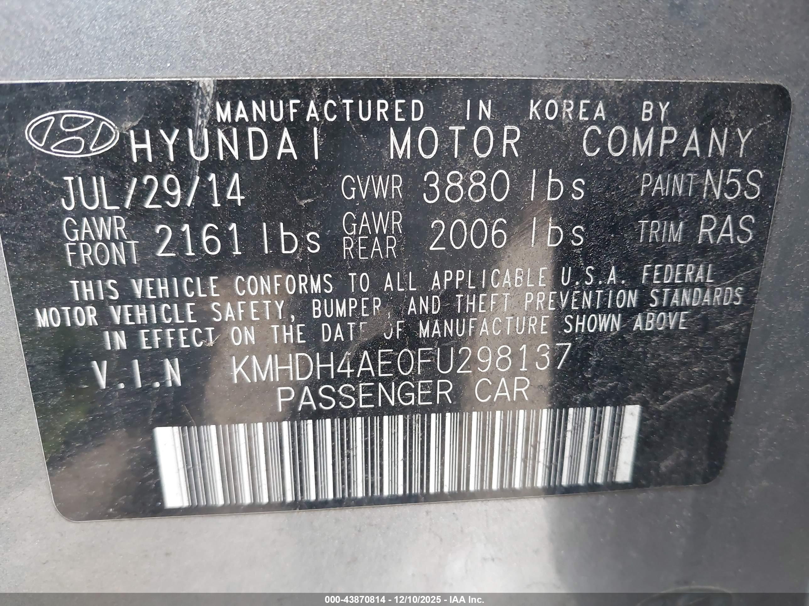 HYUNDAI ELANTRA image 9