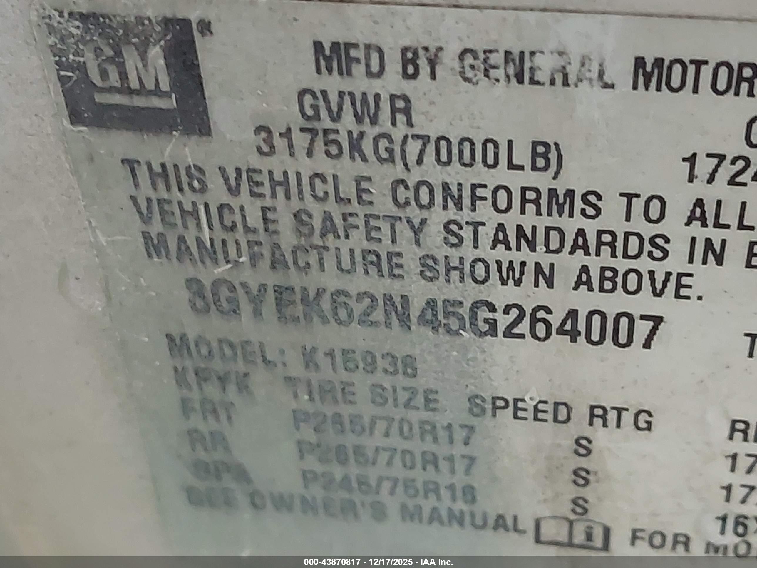 CADILLAC ESCALADE image 9