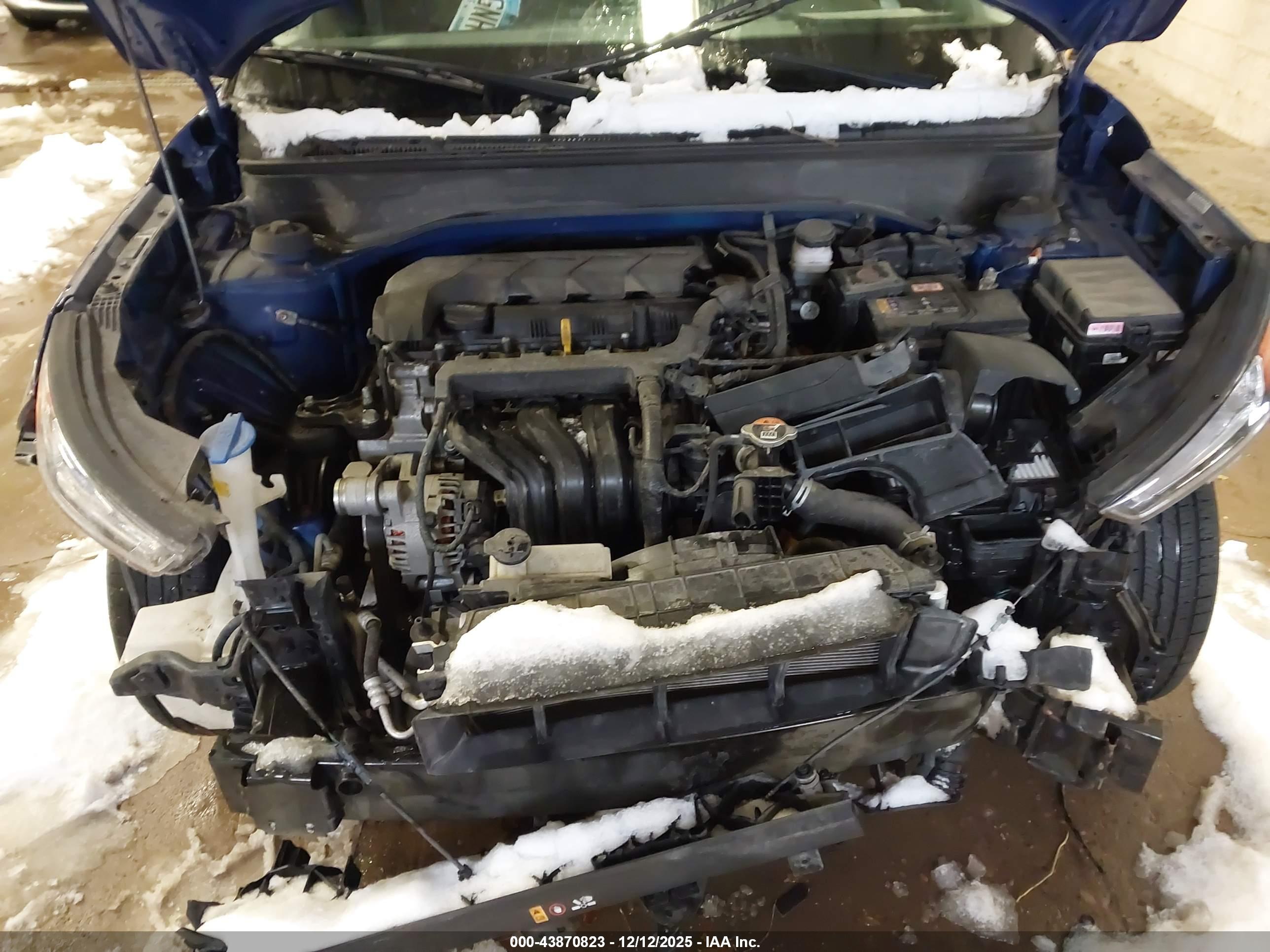 HYUNDAI VENUE image 10