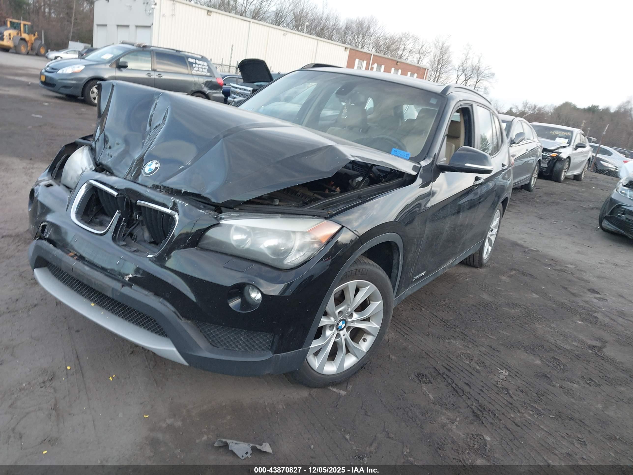 BMW X1 image 2