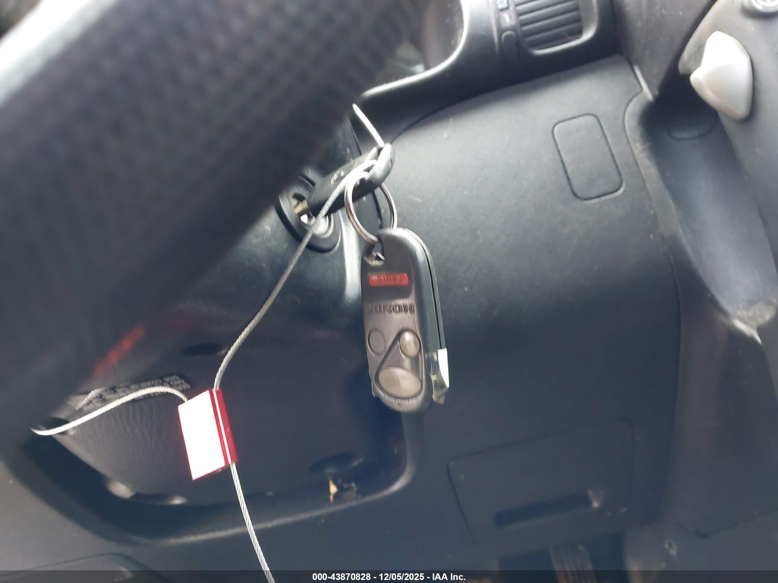 HONDA CR-V image 11