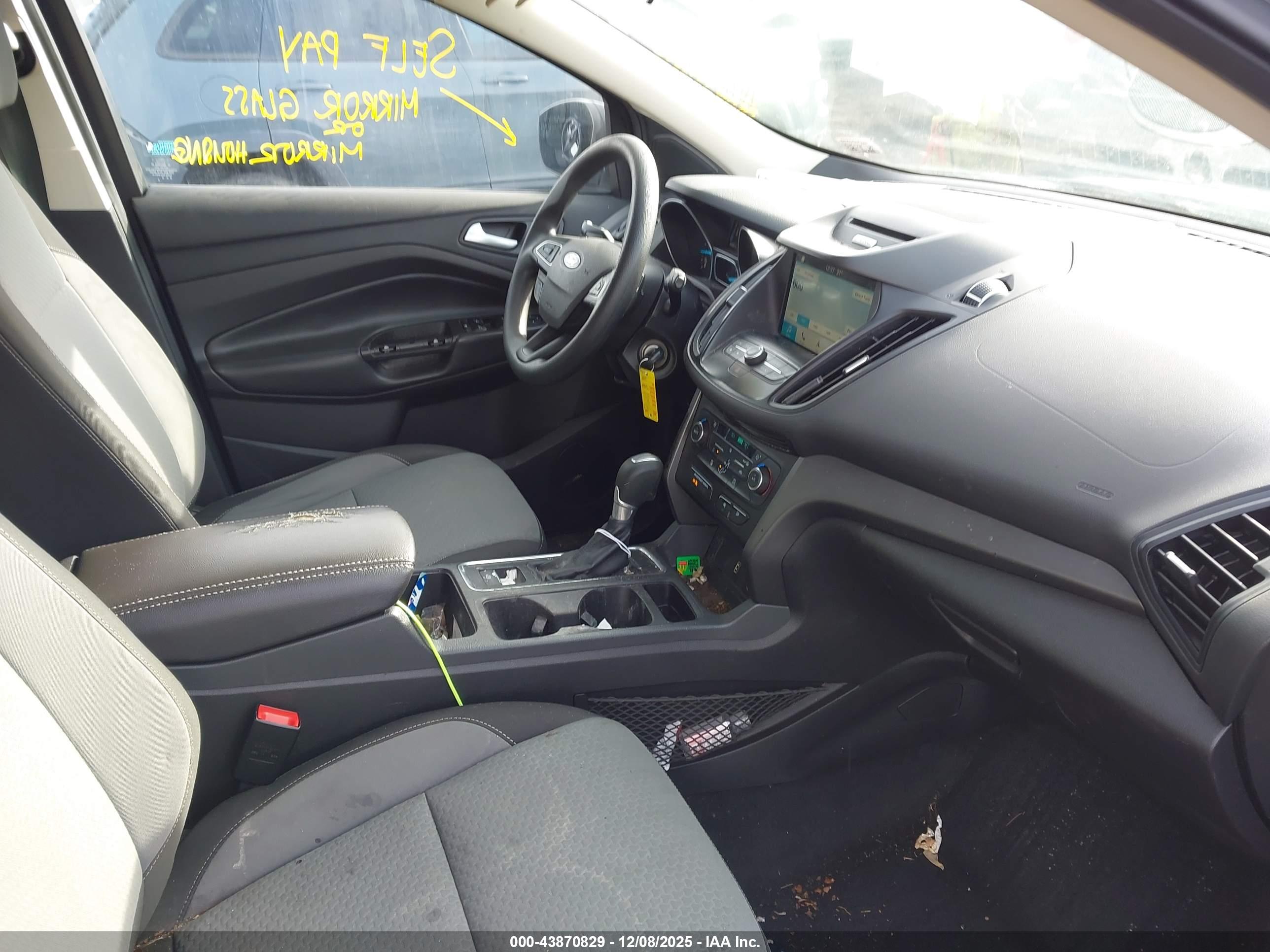 FORD ESCAPE image 5